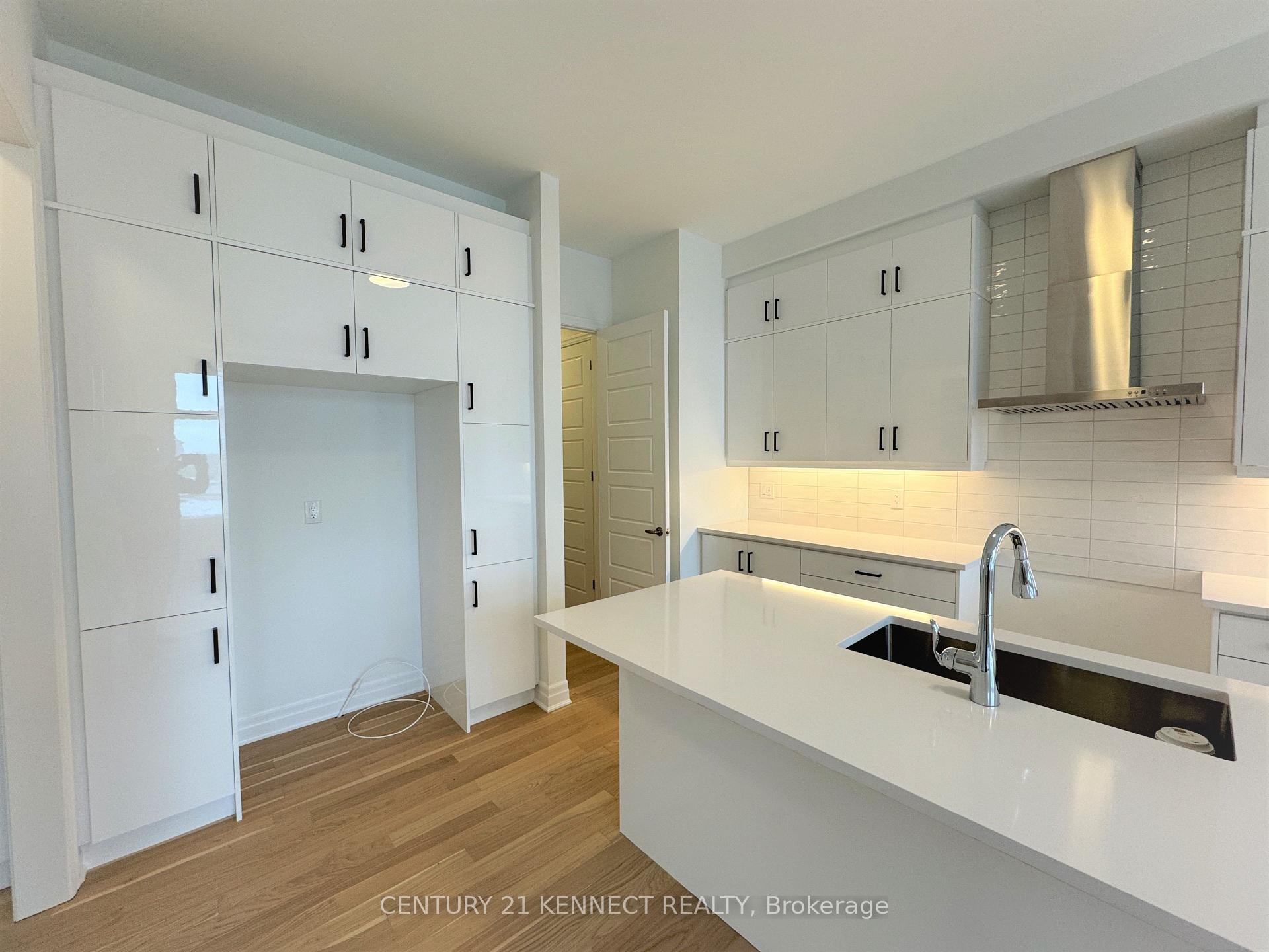 Photo 6 of 27 Berczy Manor Crescent, Markham, Victoria Square — HOMEH