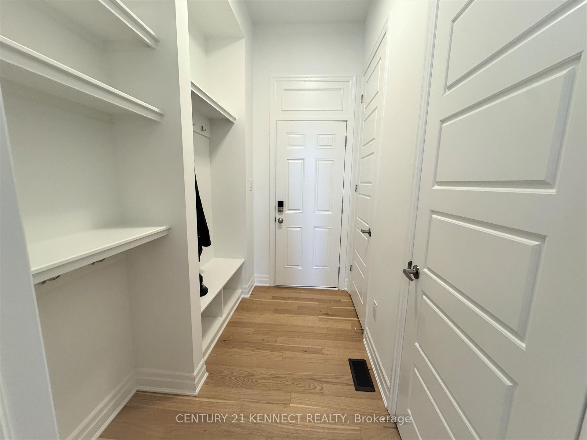 Photo 9 of 27 Berczy Manor Crescent, Markham, Victoria Square — HOMEH