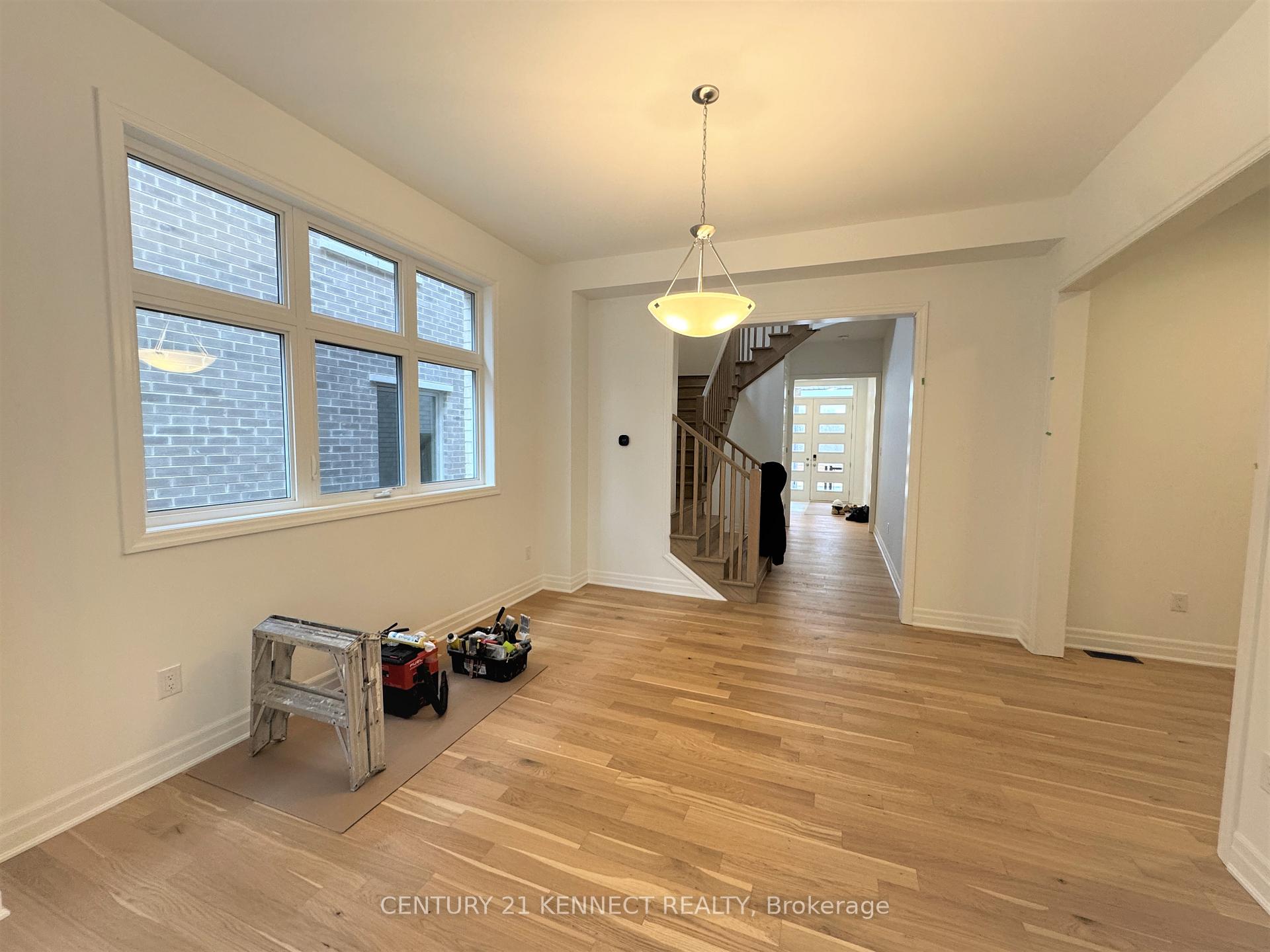 Photo 11 of 27 Berczy Manor Crescent, Markham, Victoria Square — HOMEH