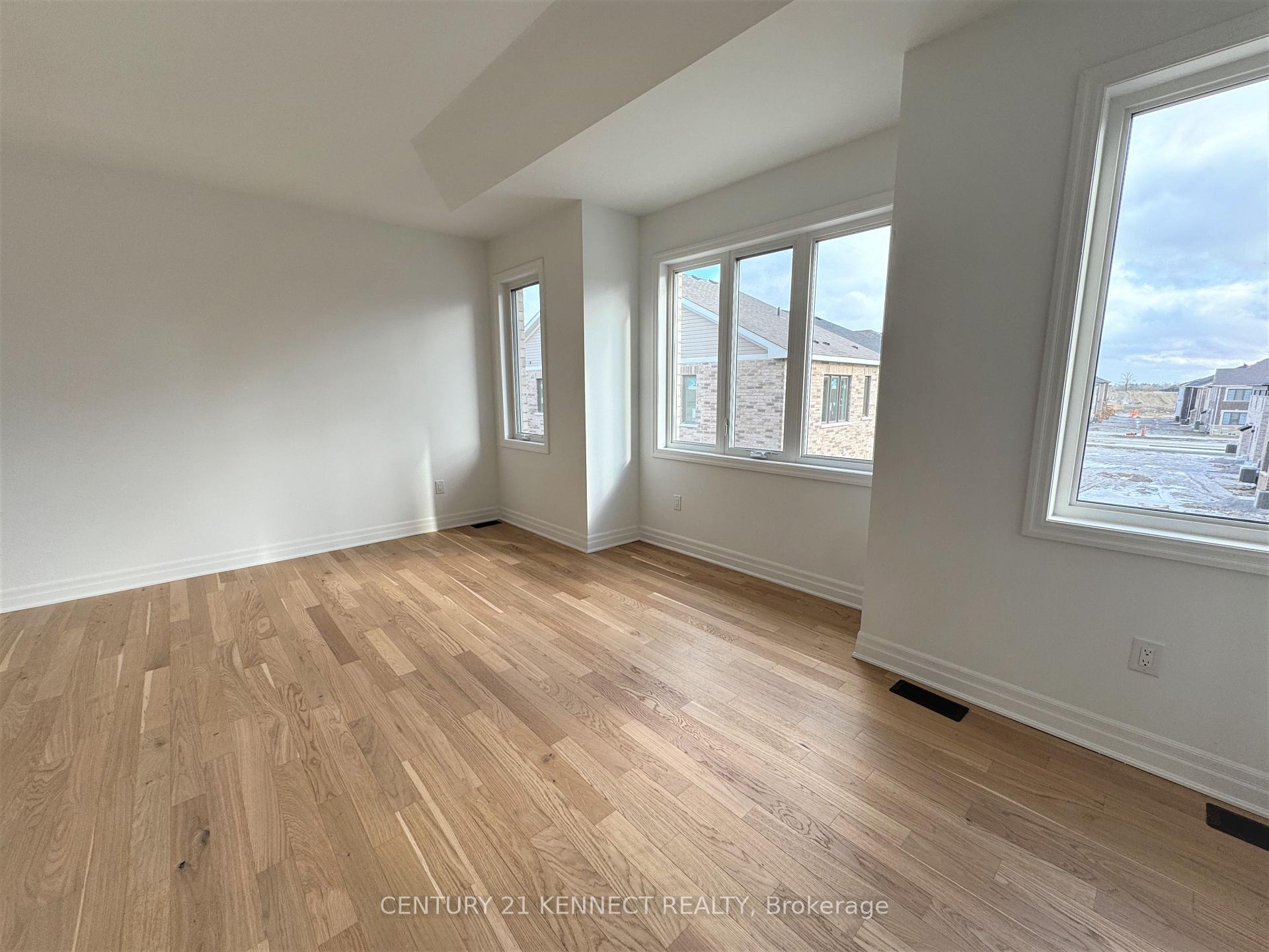 Photo 24 of 27 Berczy Manor Crescent, Markham, Victoria Square — HOMEH