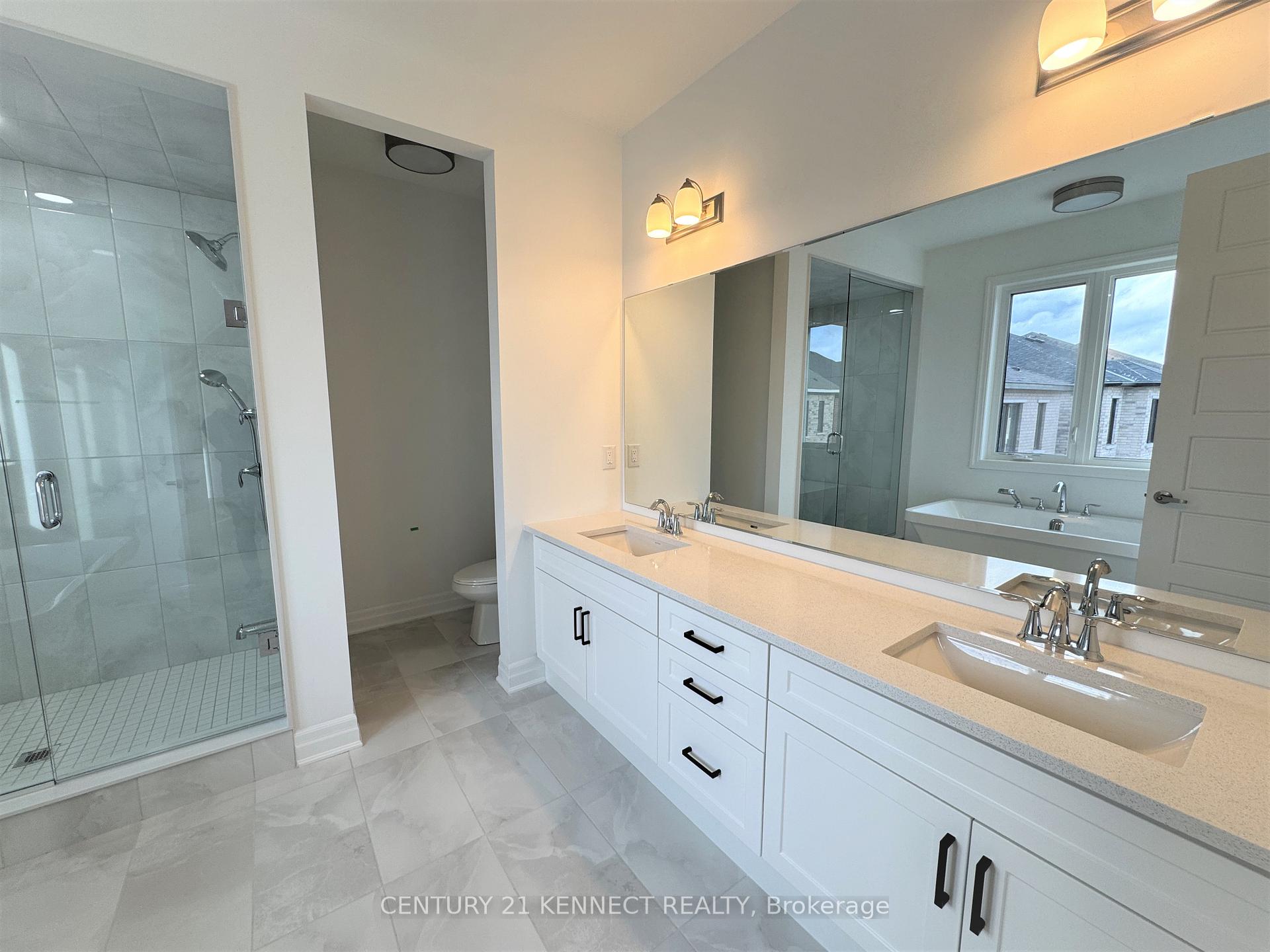 Photo 25 of 27 Berczy Manor Crescent, Markham, Victoria Square — HOMEH