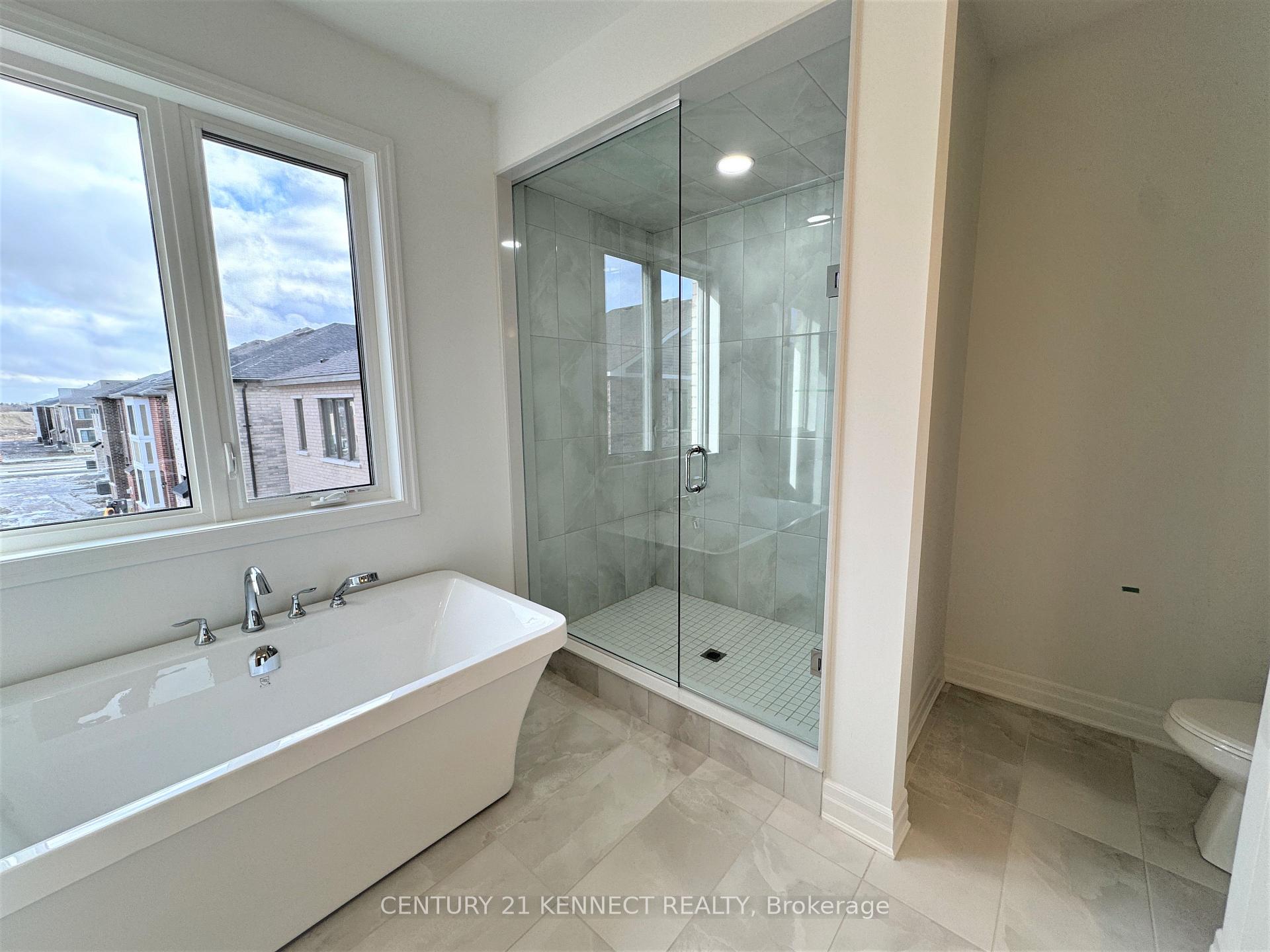 Photo 26 of 27 Berczy Manor Crescent, Markham, Victoria Square — HOMEH
