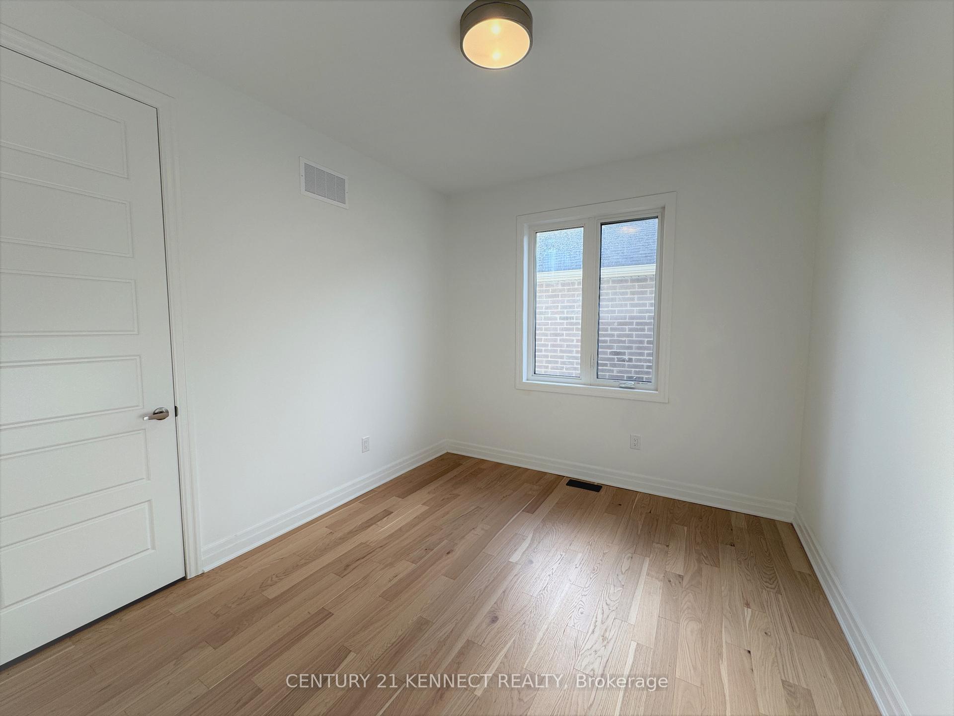 Photo 28 of 27 Berczy Manor Crescent, Markham, Victoria Square — HOMEH