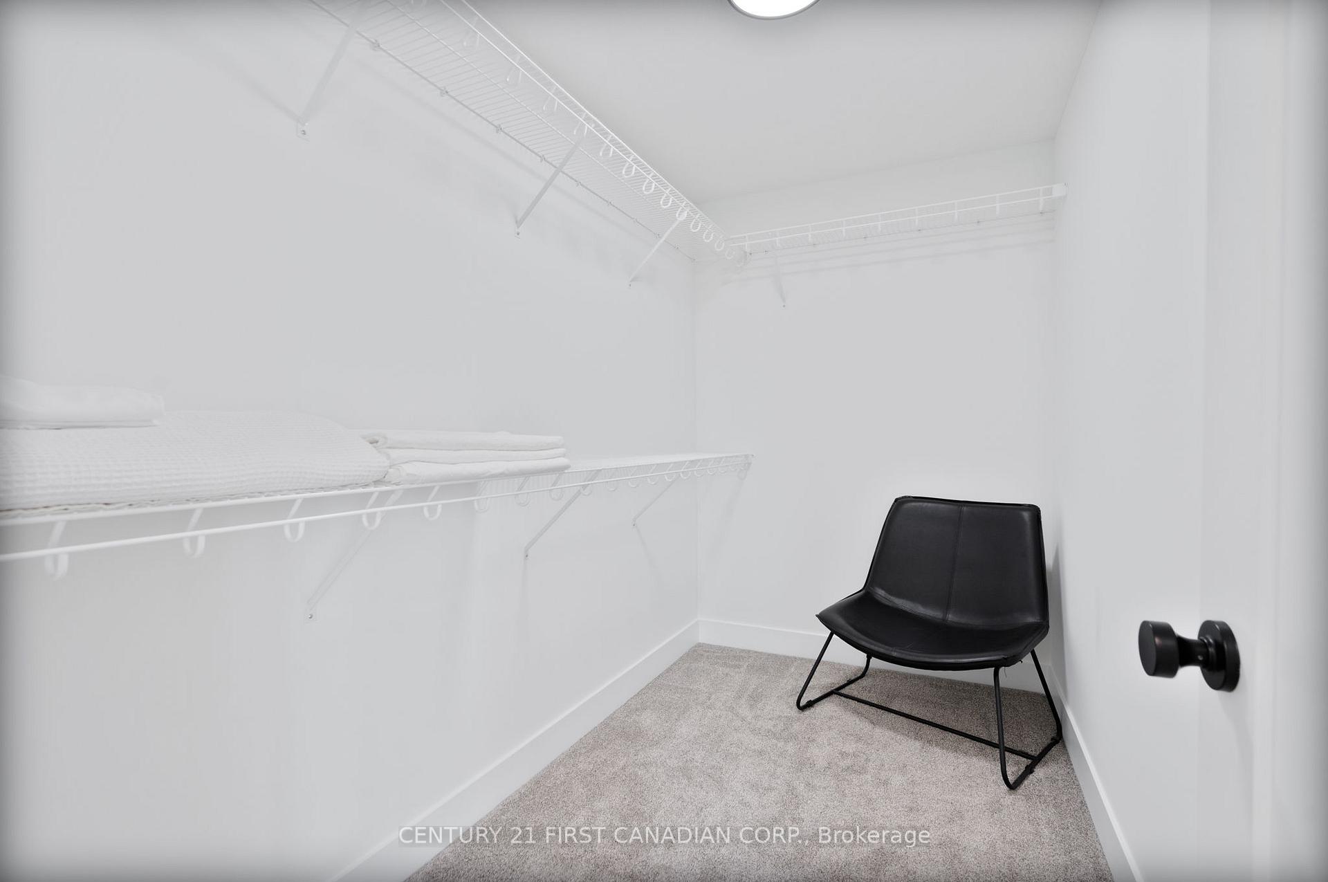 Photo 19 of 38 Postma Crescent, North Middlesex, Alisa Craig — HOMEH
