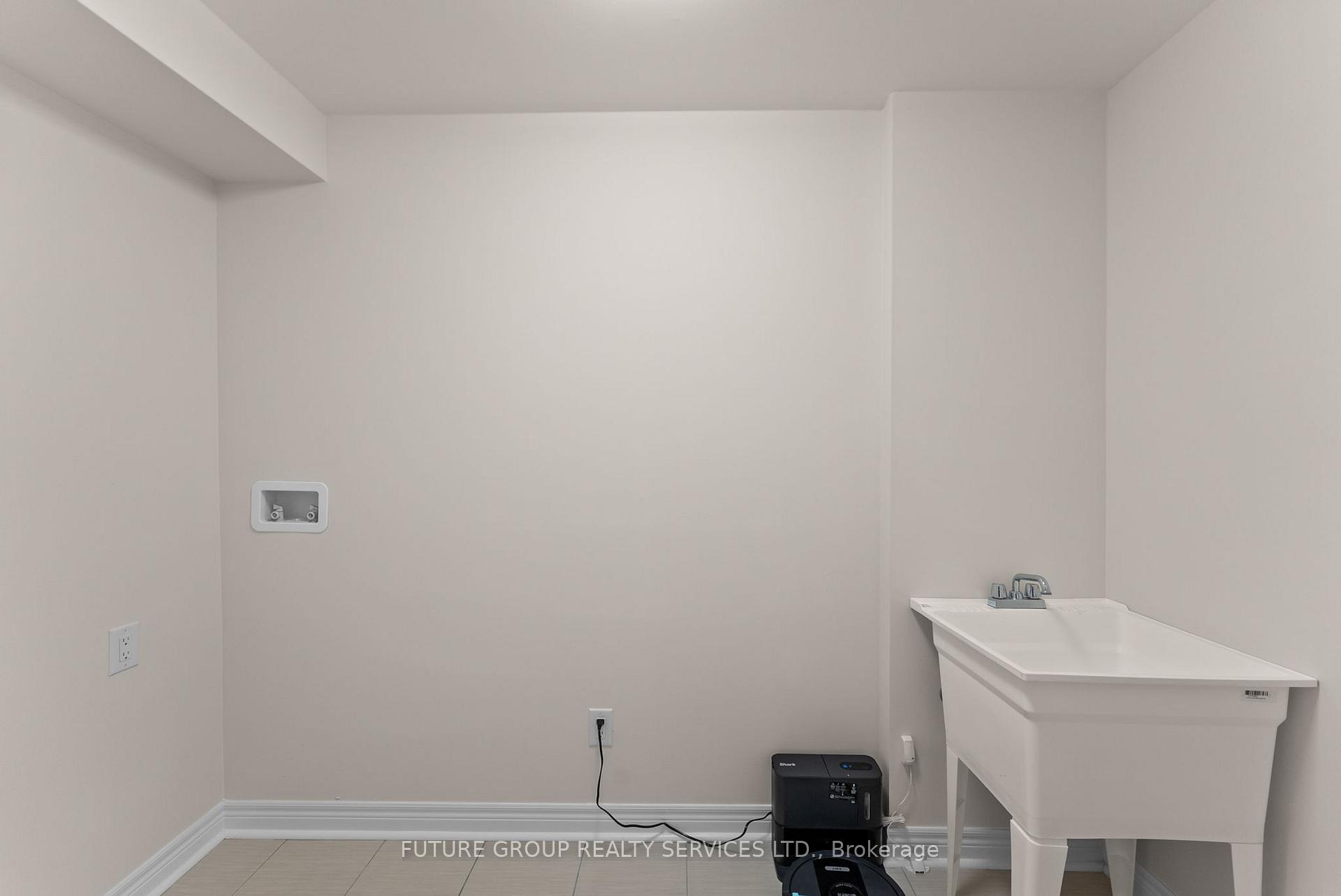 Photo 9 of 89 Mumbai Drive, Markham, Middlefield — HOMEH