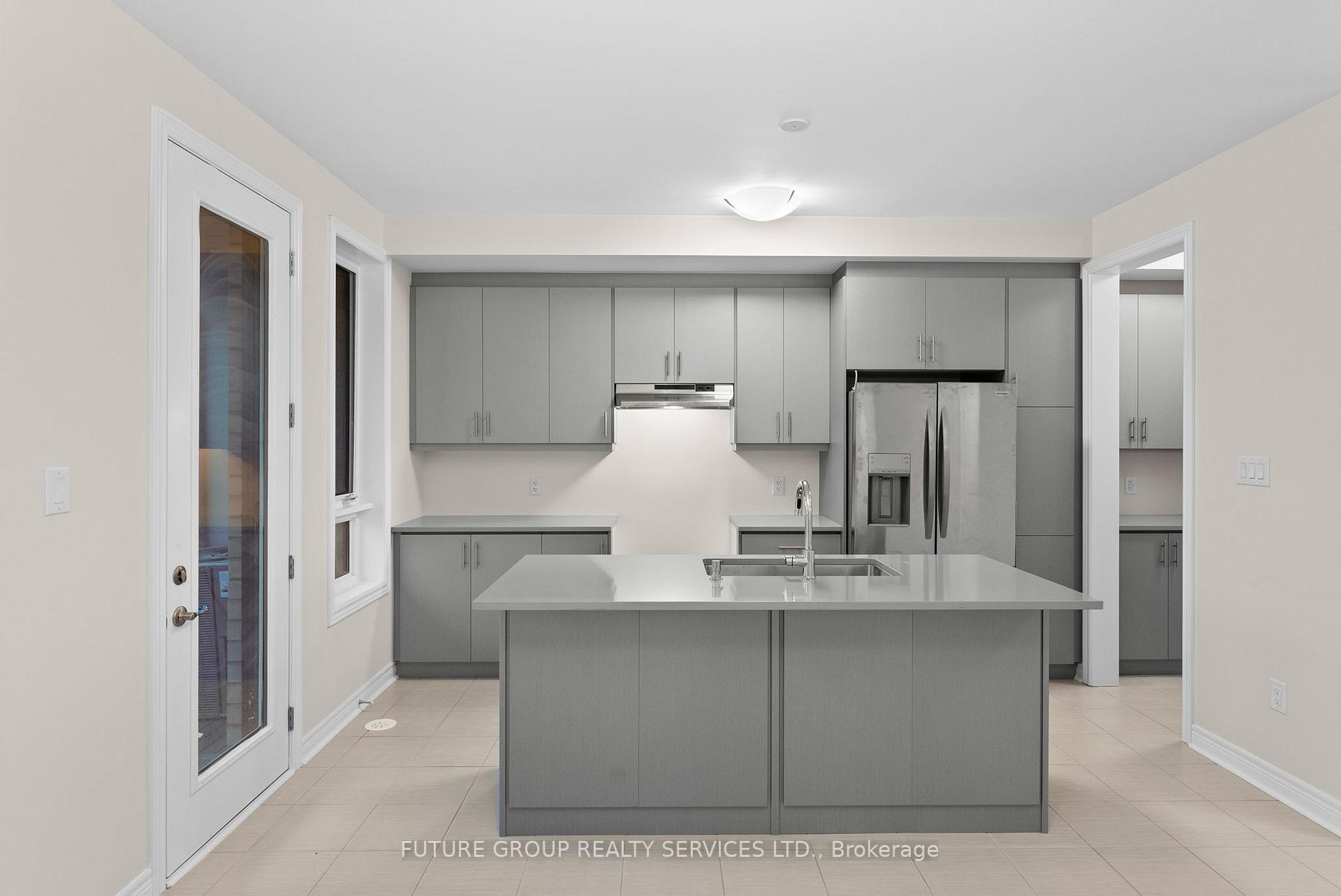 Photo 12 of 89 Mumbai Drive, Markham, Middlefield — HOMEH