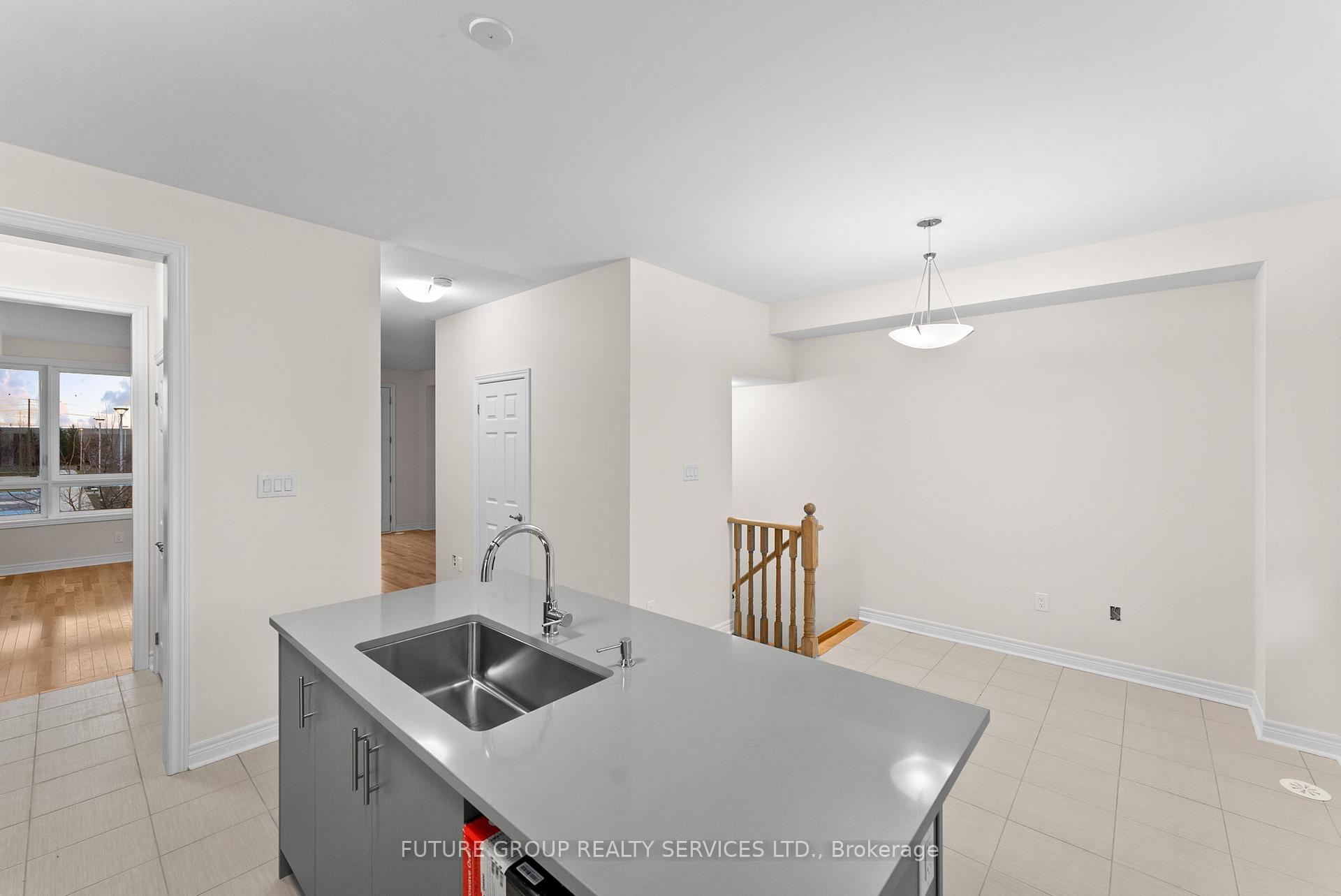 Photo 14 of 89 Mumbai Drive, Markham, Middlefield — HOMEH