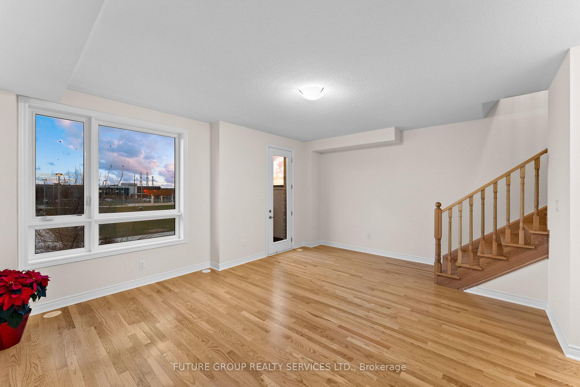 Photo 22 of 89 Mumbai Drive, Markham, Middlefield — HOMEH