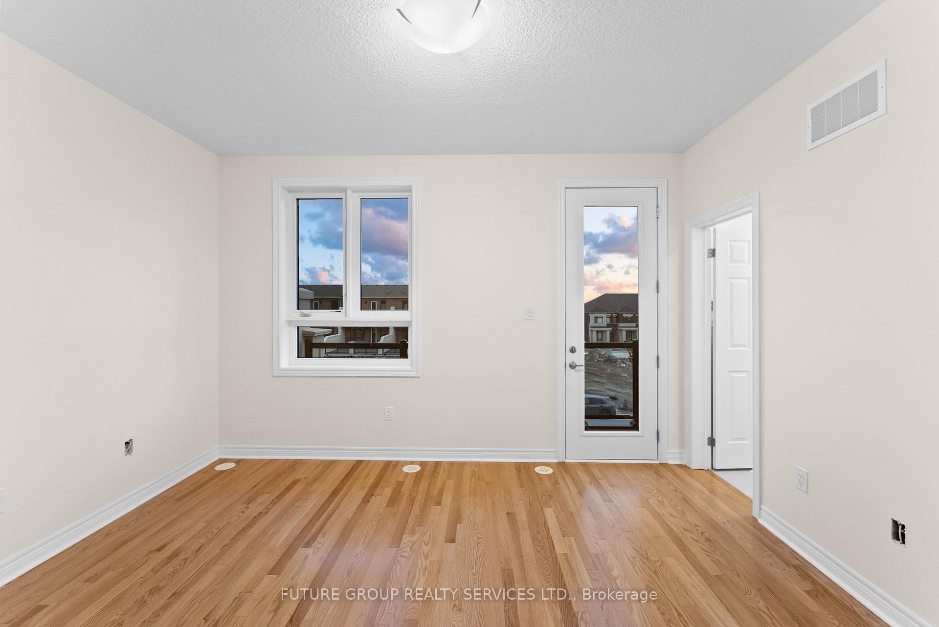 Photo 26 of 89 Mumbai Drive, Markham, Middlefield — HOMEH