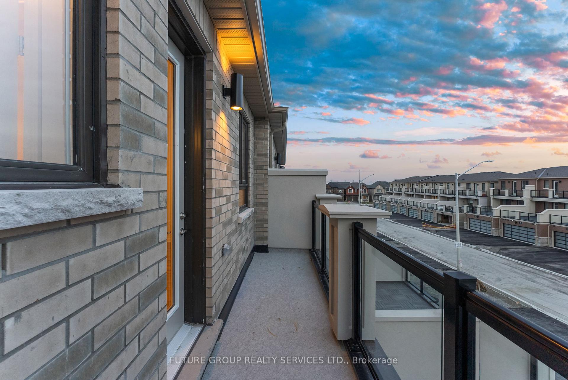 Photo 30 of 89 Mumbai Drive, Markham, Middlefield — HOMEH