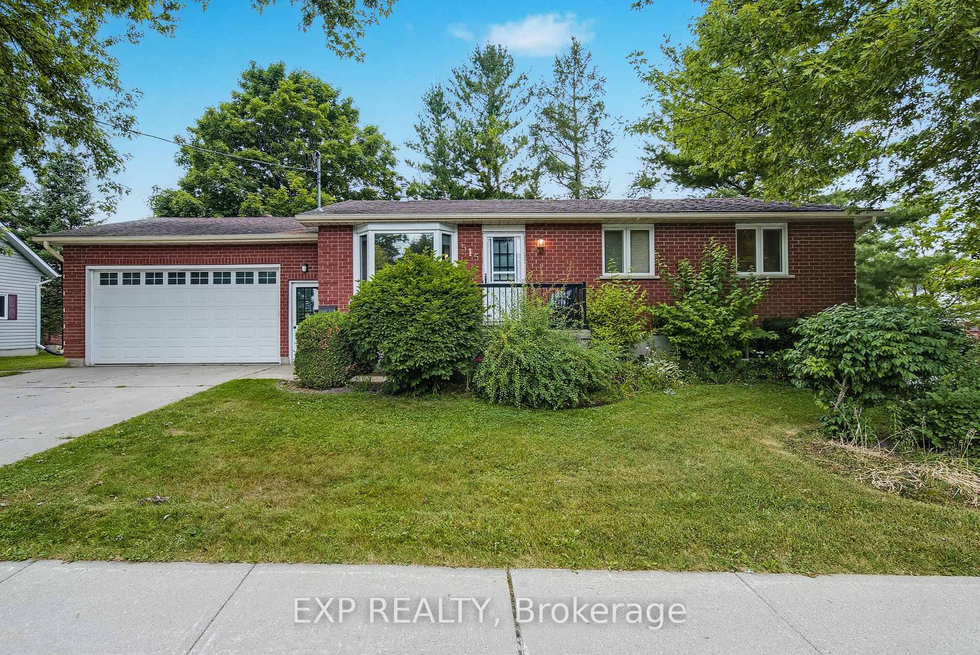 Photo 1 of 515 Elm Avenue N, North Perth, Listowel — HOMEH