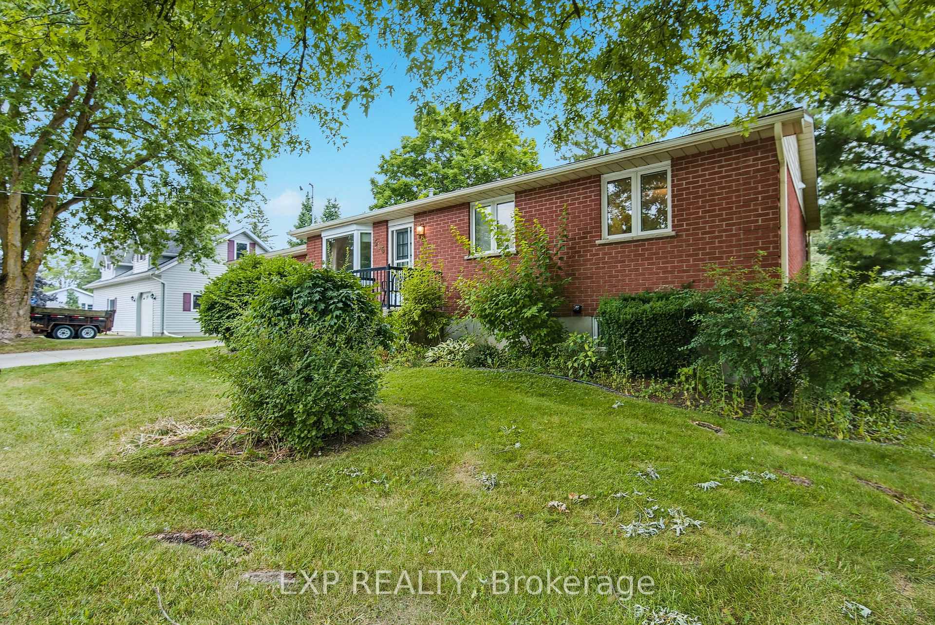 Photo 3 of 515 Elm Avenue N, North Perth, Listowel — HOMEH