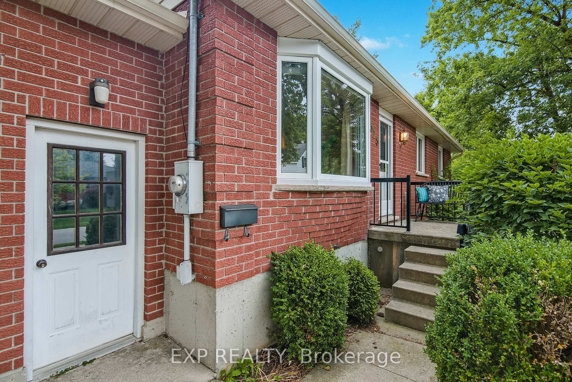 Photo 4 of 515 Elm Avenue N, North Perth, Listowel — HOMEH