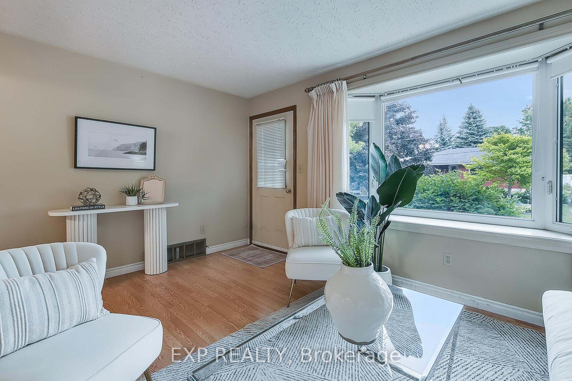 Photo 7 of 515 Elm Avenue N, North Perth, Listowel — HOMEH