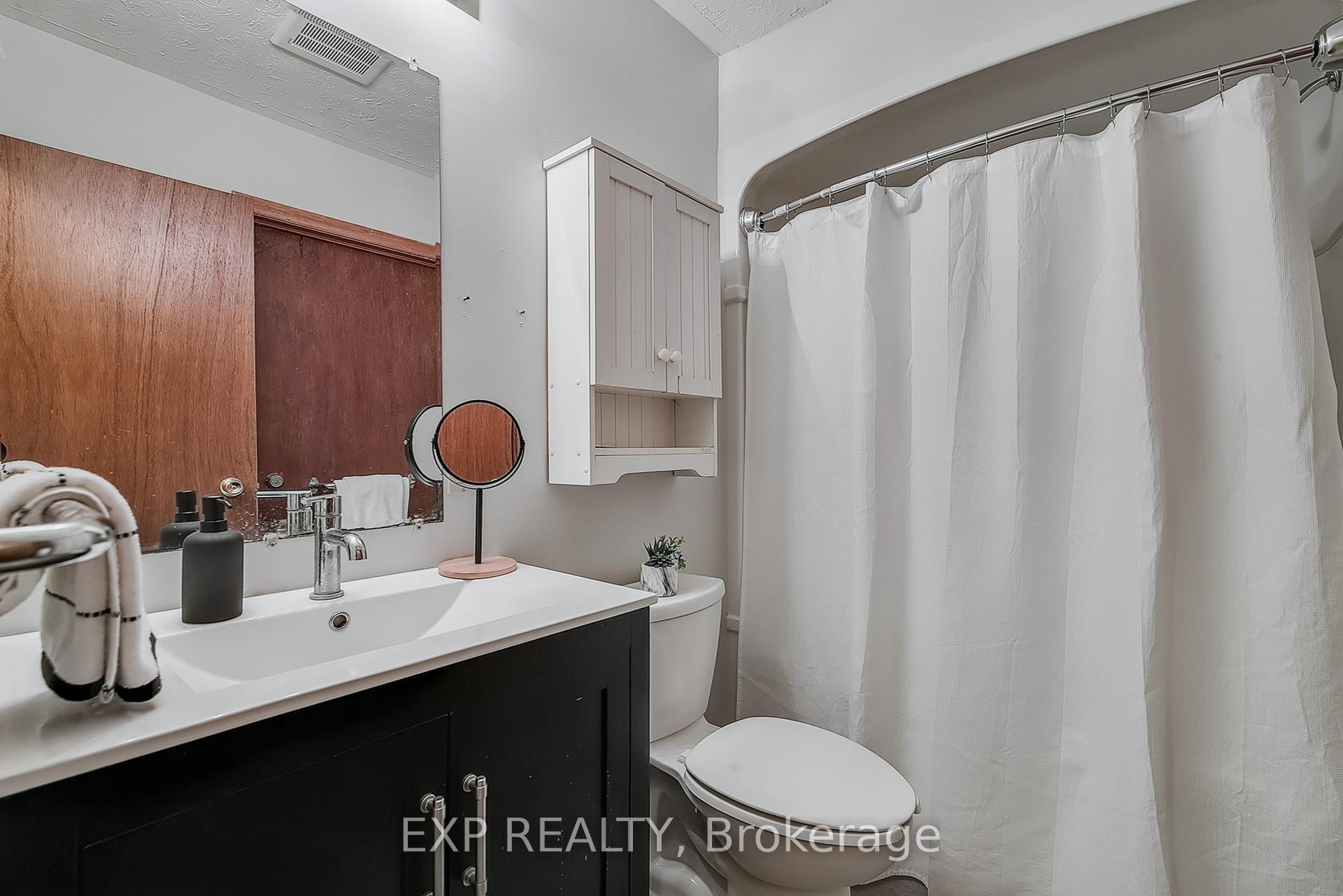 Photo 19 of 515 Elm Avenue N, North Perth, Listowel — HOMEH