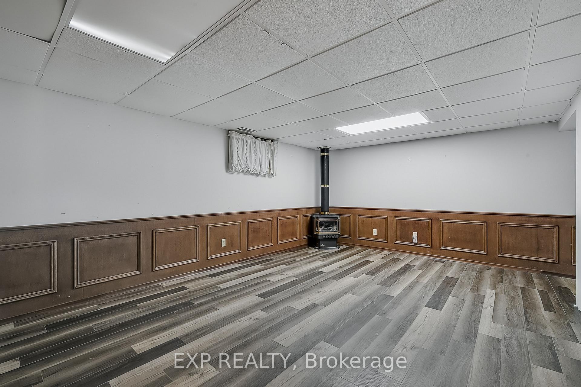 Photo 22 of 515 Elm Avenue N, North Perth, Listowel — HOMEH
