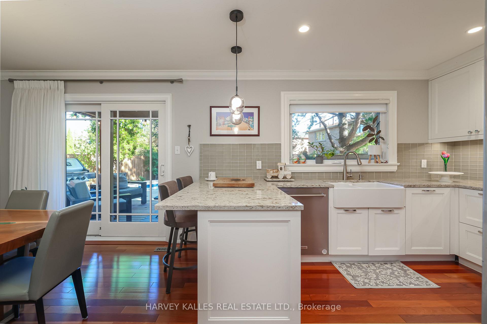 Photo 18 of 1240 Rosethorne Road, Oakville, Glen Abbey — HOMEH