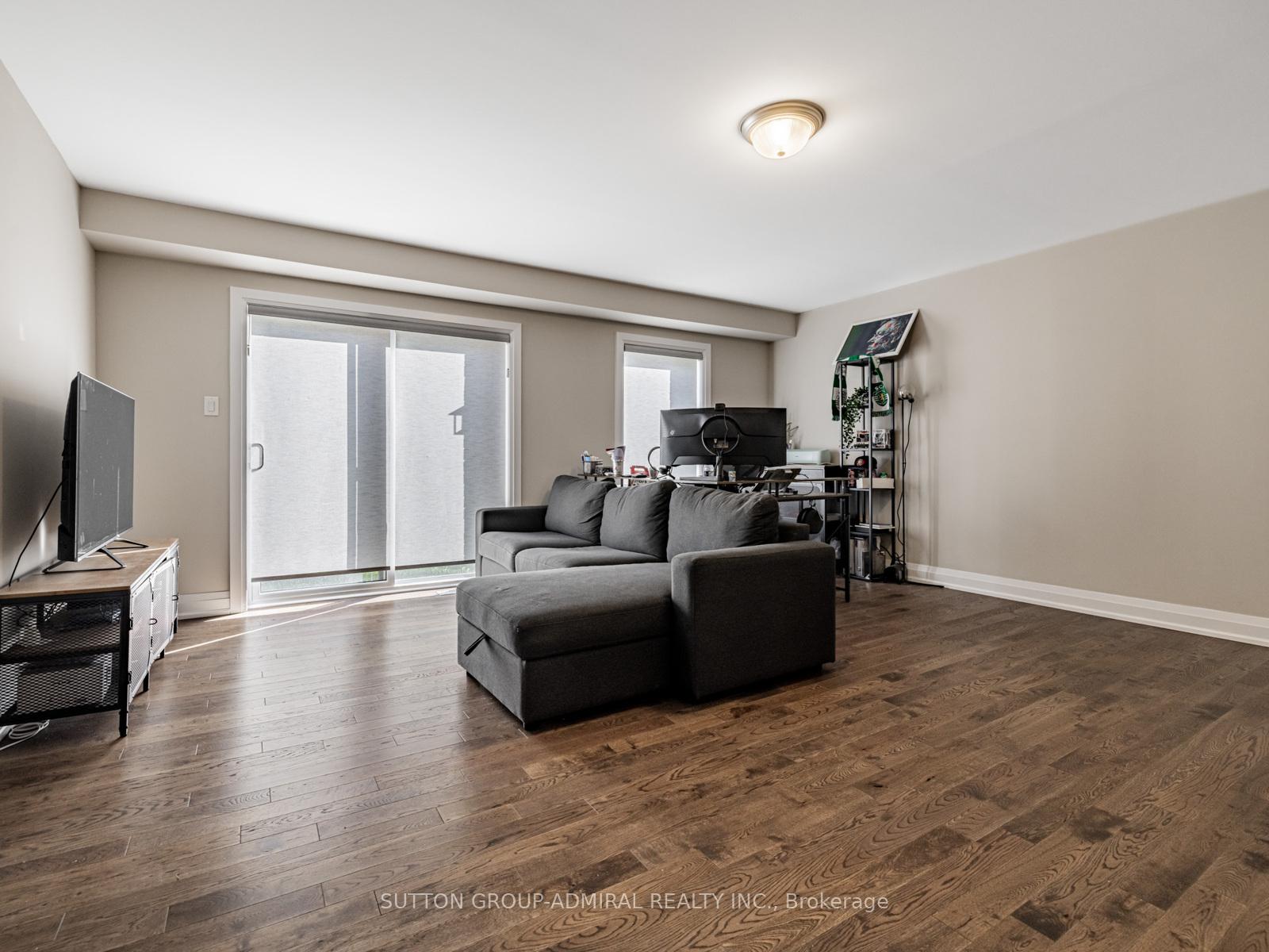 Photo 3 of 915 Isaac Phillips Way, Newmarket, Summerhill Estates — HOMEH