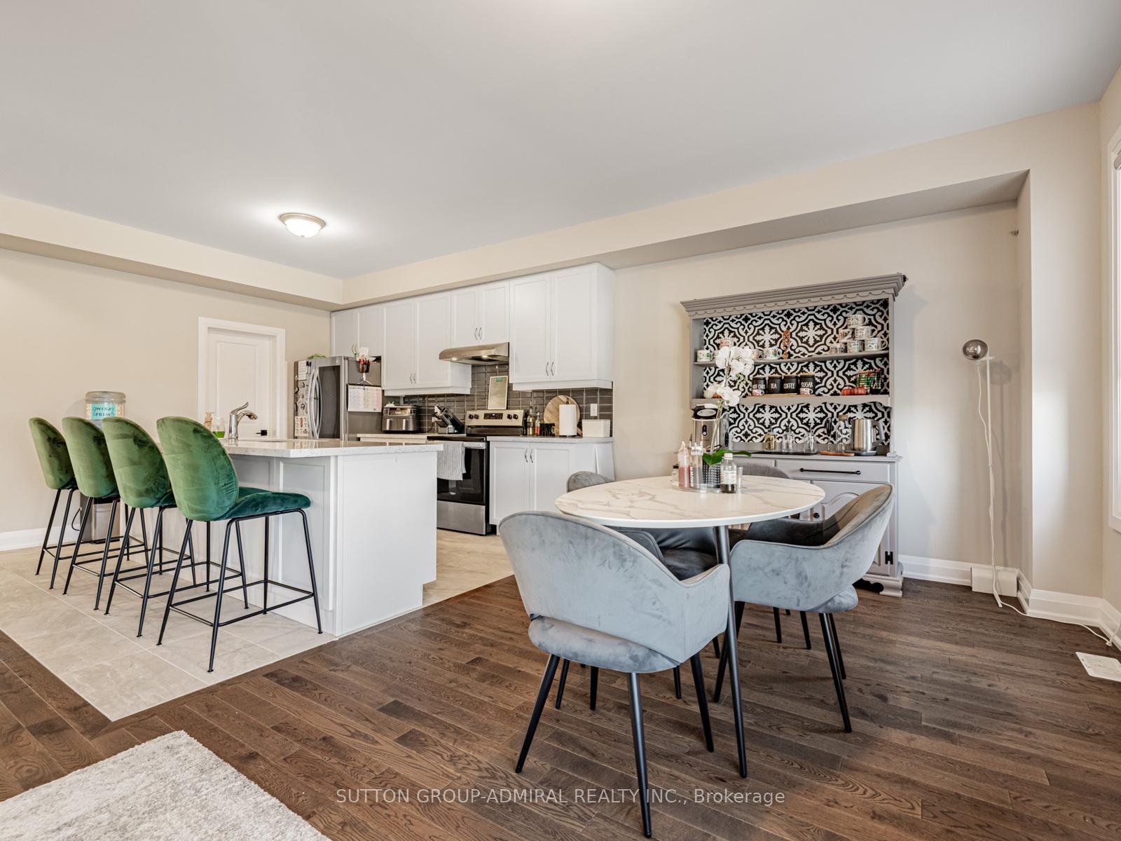 Photo 10 of 915 Isaac Phillips Way, Newmarket, Summerhill Estates — HOMEH