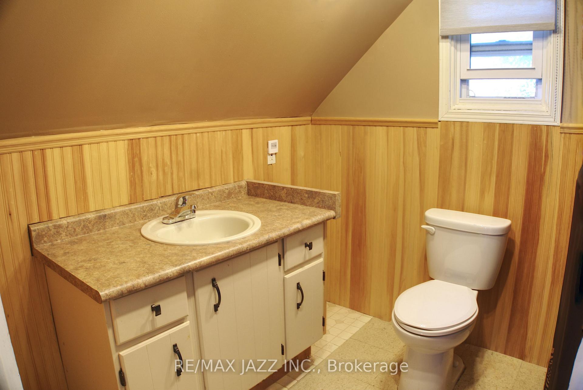 Photo 6 of 318 Ritson Road N, Oshawa, O'Neill — HOMEH