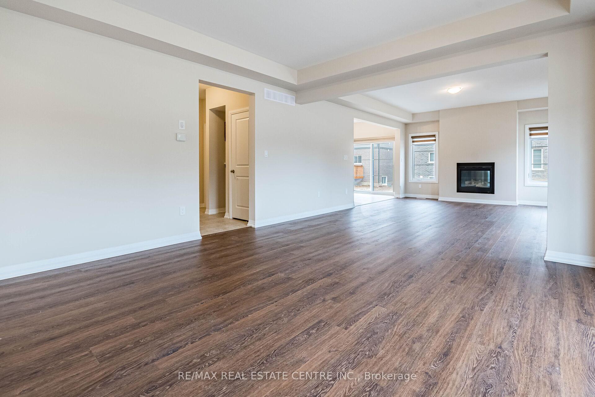 Photo 6 of 88 Acacia Road, Pelham, Fonthill — HOMEH