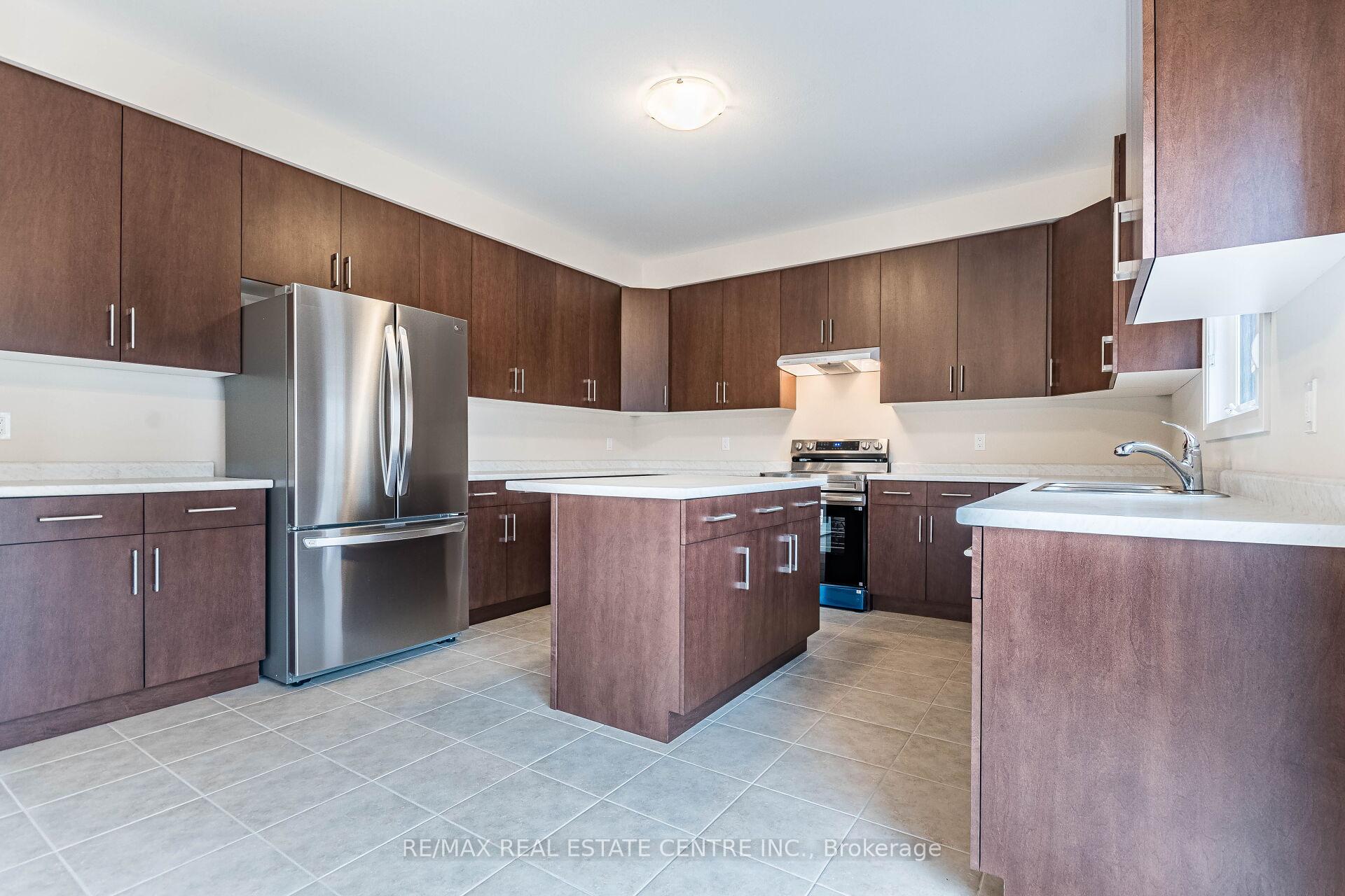 Photo 11 of 88 Acacia Road, Pelham, Fonthill — HOMEH