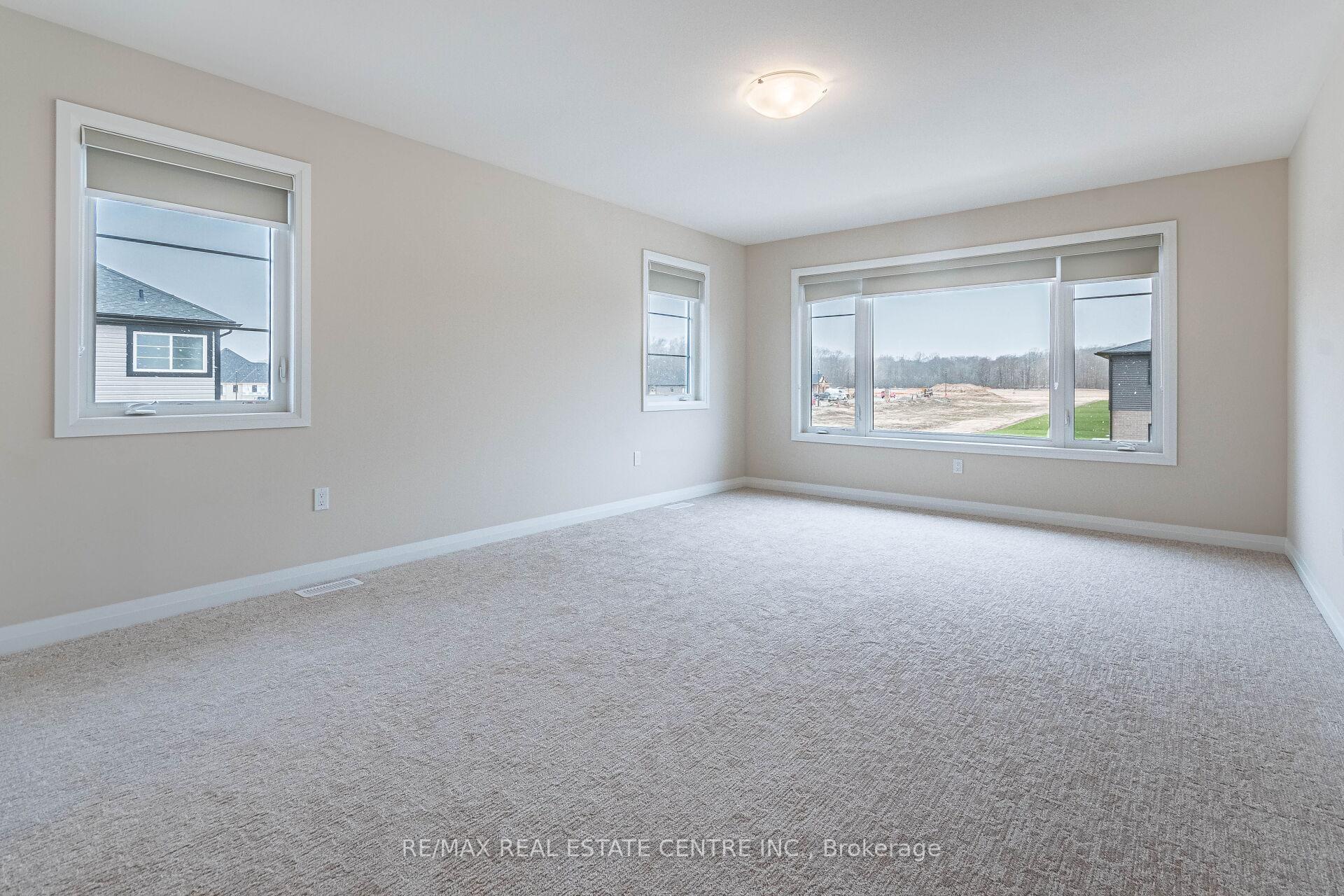 Photo 19 of 88 Acacia Road, Pelham, Fonthill — HOMEH