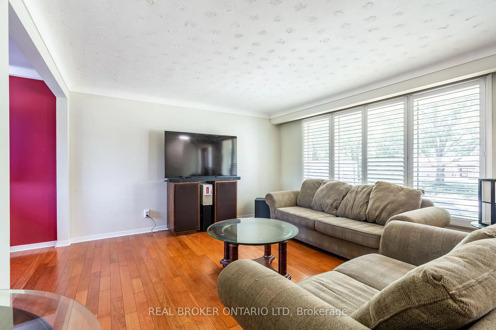 Photo 8 of 5712 Sunnylea Crescent, Niagara Falls, Arad/Fallsview — HOMEH