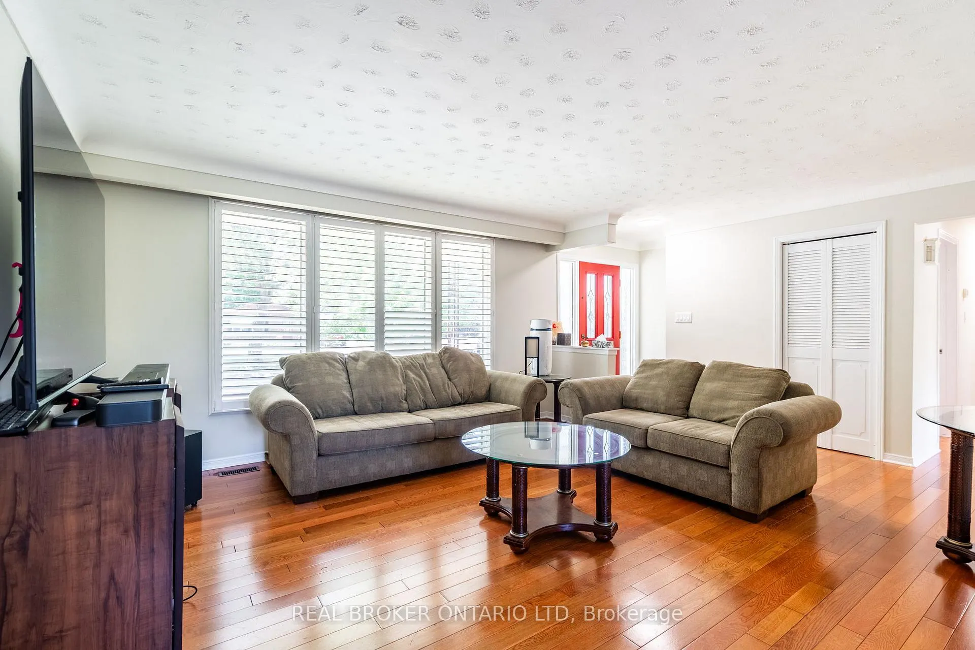 Photo 9 of 5712 Sunnylea Crescent, Niagara Falls, Arad/Fallsview — HOMEH