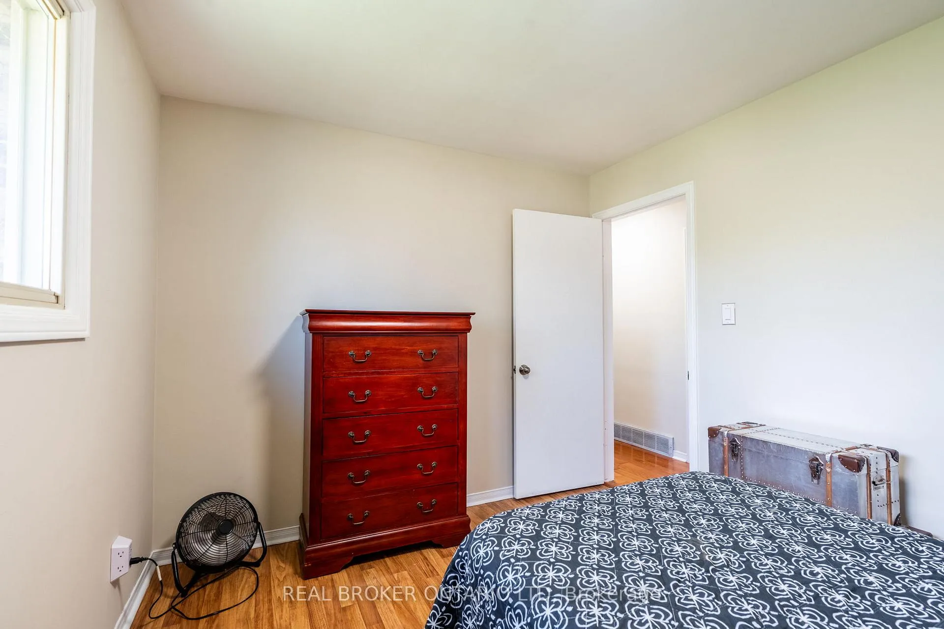 Photo 21 of 5712 Sunnylea Crescent, Niagara Falls, Arad/Fallsview — HOMEH
