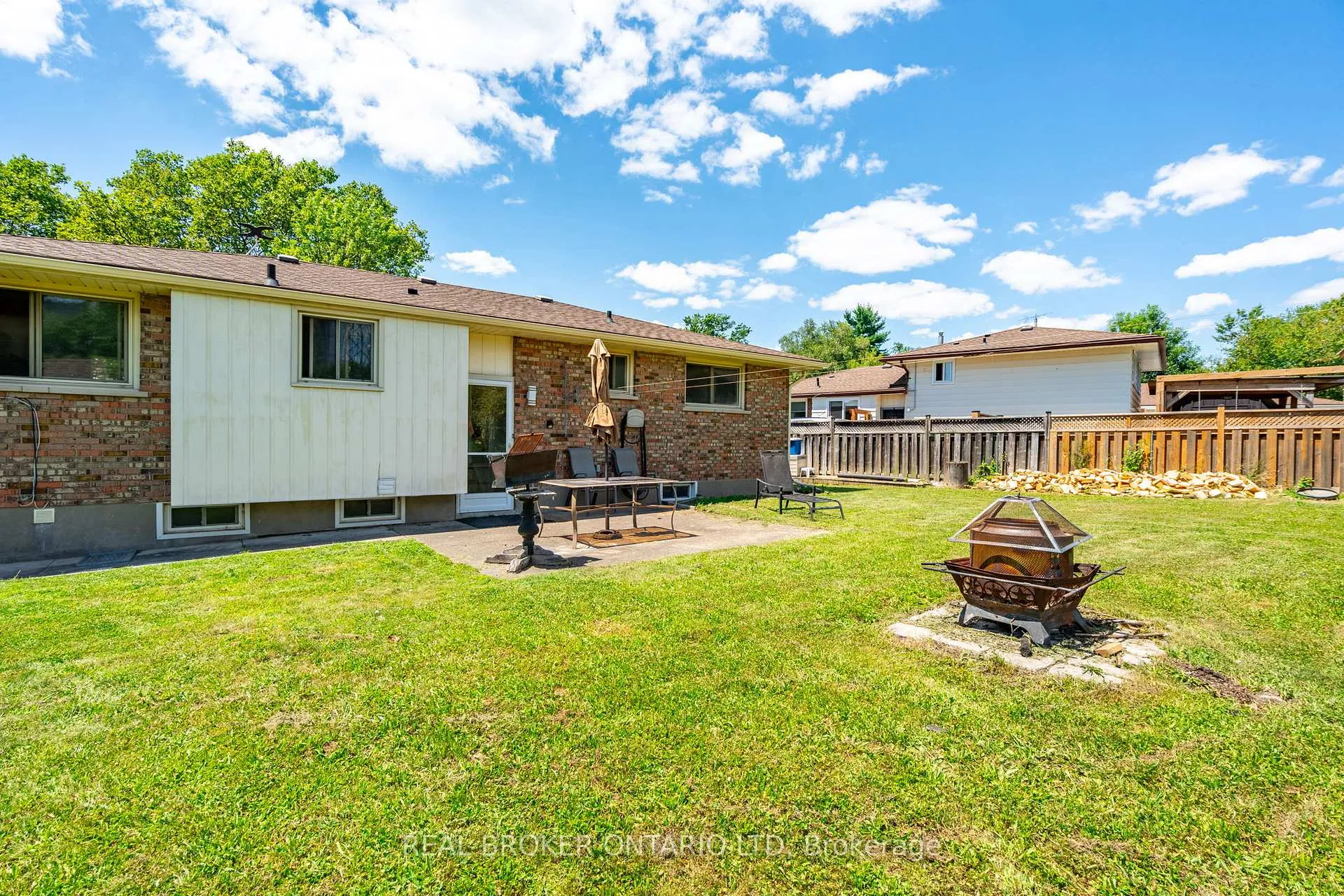 Photo 30 of 5712 Sunnylea Crescent, Niagara Falls, Arad/Fallsview — HOMEH