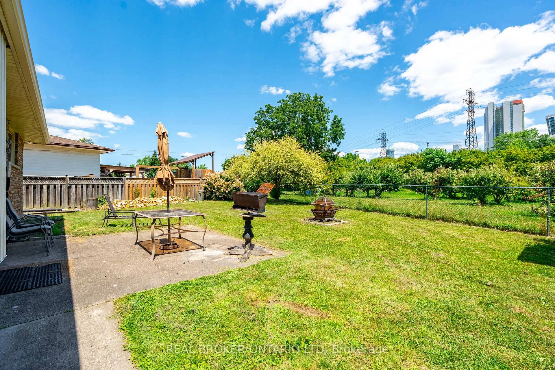 Photo 31 of 5712 Sunnylea Crescent, Niagara Falls, Arad/Fallsview — HOMEH