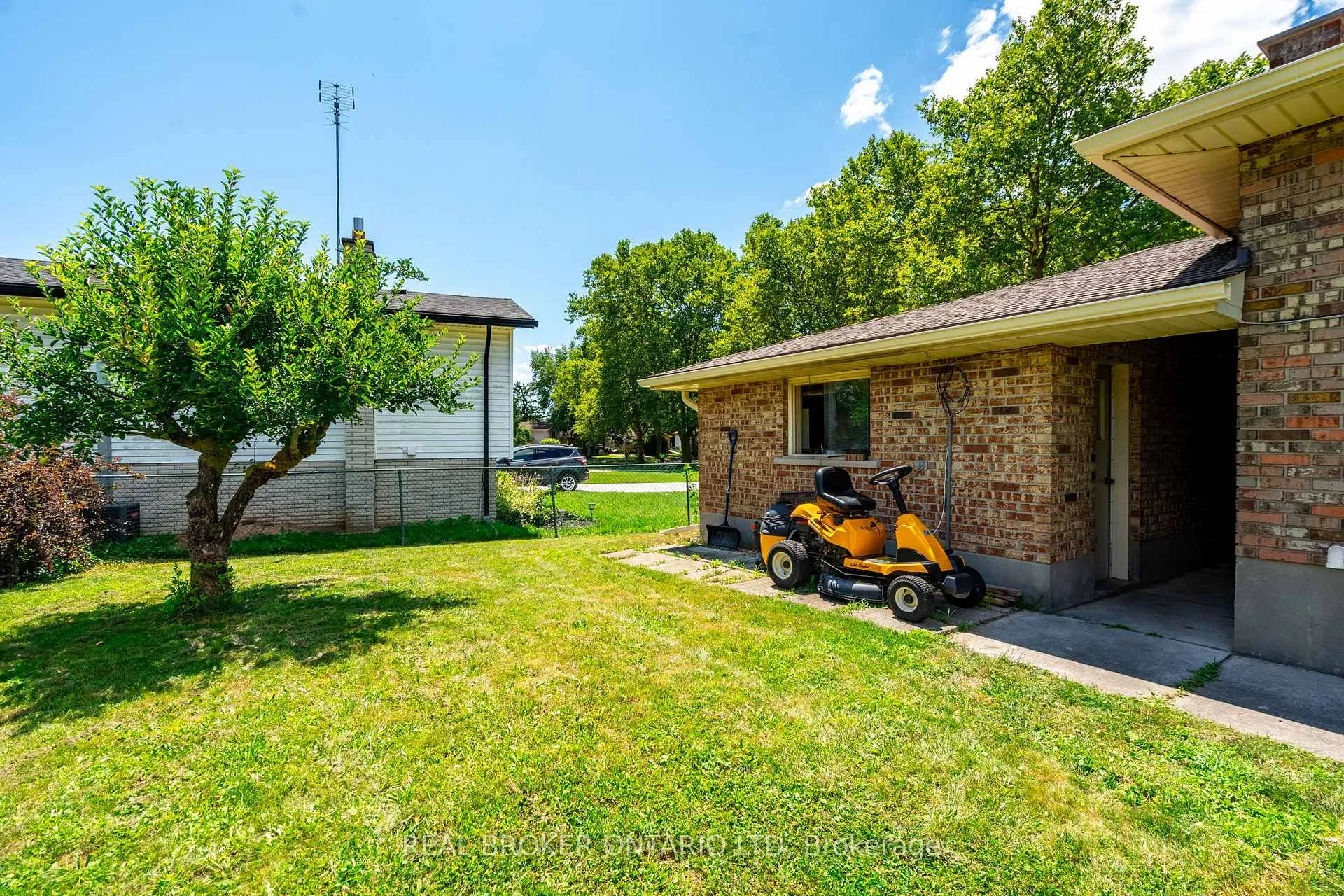 Photo 34 of 5712 Sunnylea Crescent, Niagara Falls, Arad/Fallsview — HOMEH