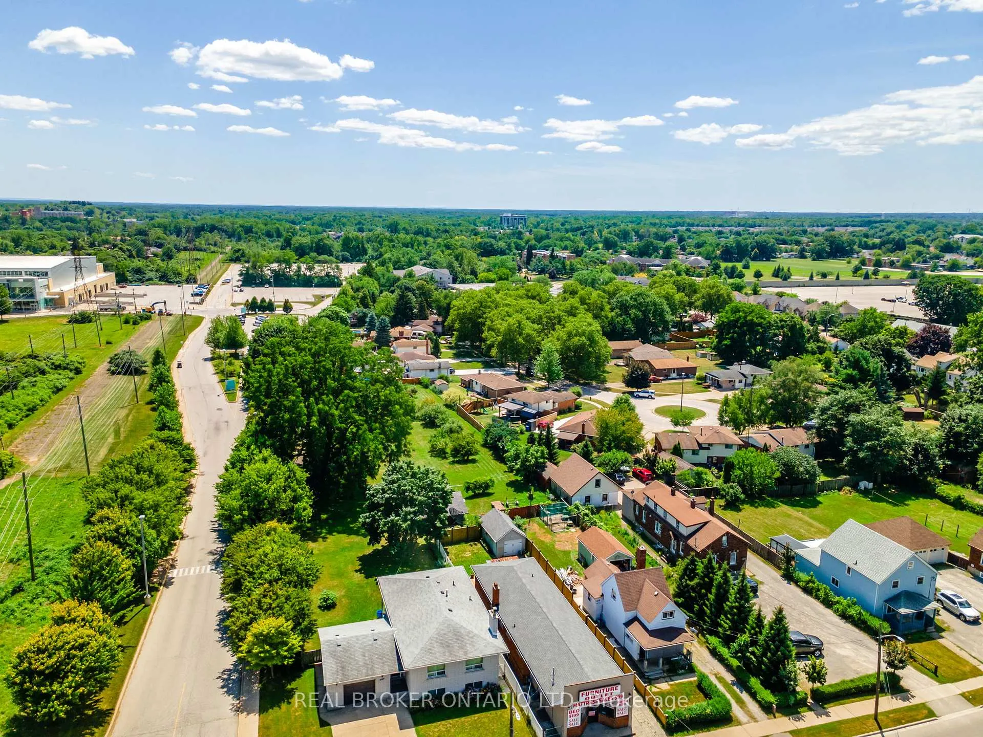 Photo 35 of 5712 Sunnylea Crescent, Niagara Falls, Arad/Fallsview — HOMEH