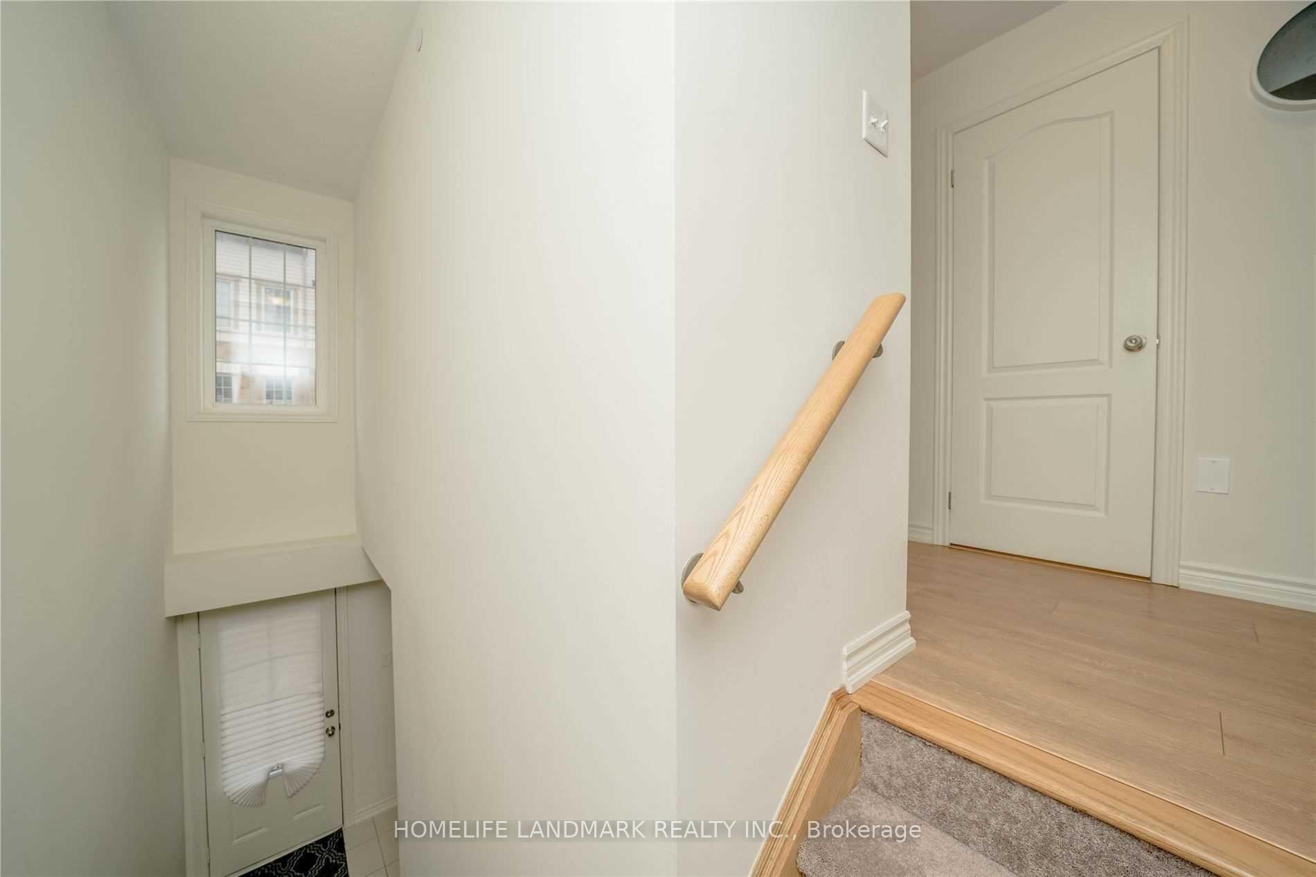 Photo 4 of Unit 411, 2218 Chevron Prince Path, Oshawa, Windfields — HOMEH