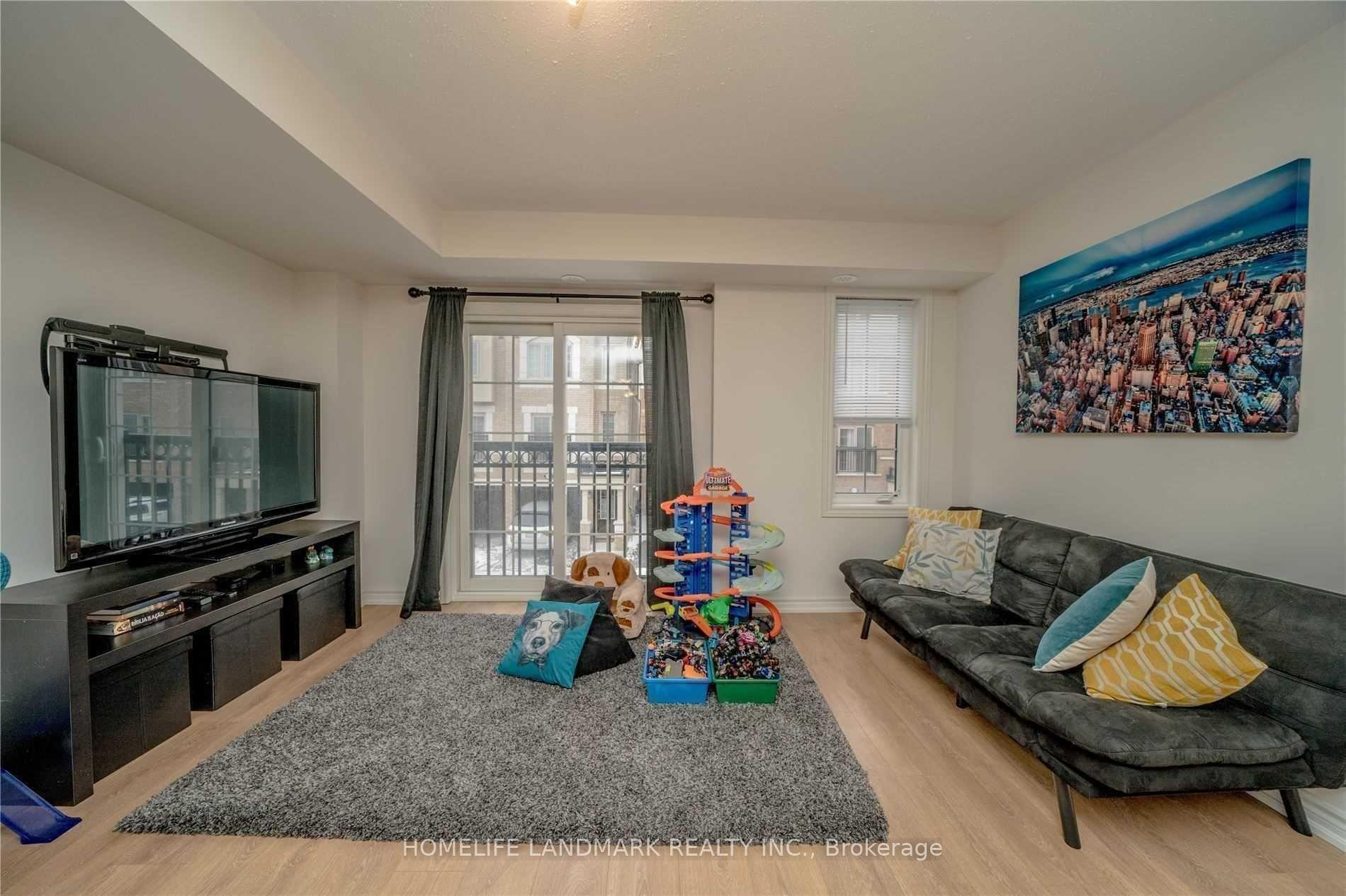 Photo 7 of Unit 411, 2218 Chevron Prince Path, Oshawa, Windfields — HOMEH