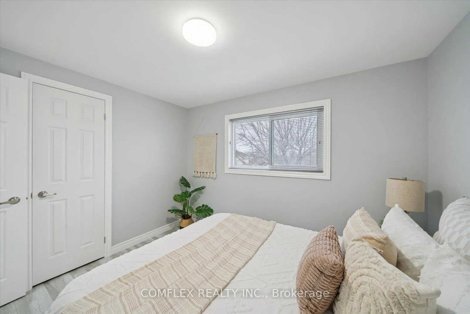 Photo 24 of 1303 Charter Crescent, Oshawa, Lakeview — HOMEH