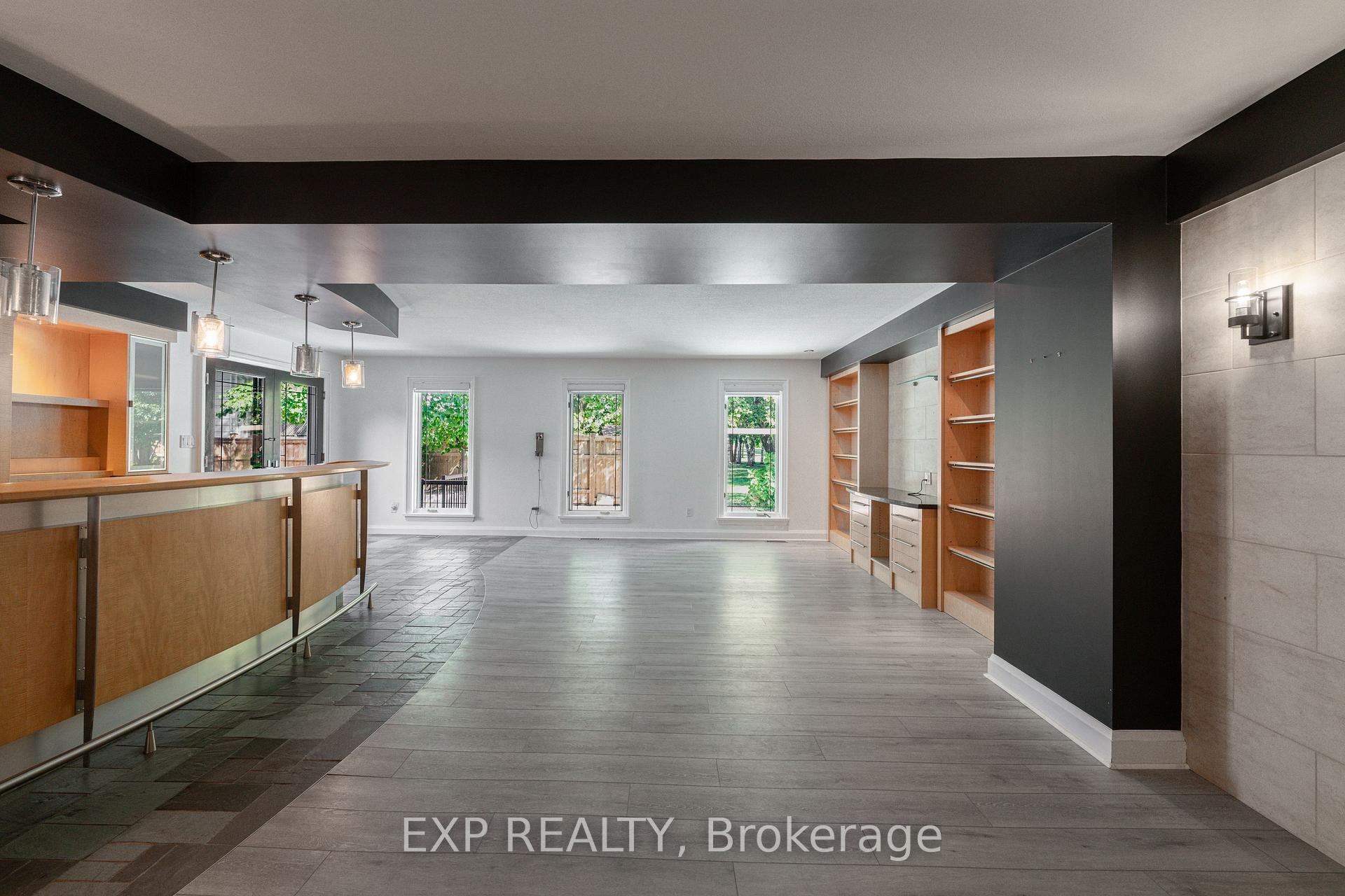 Photo 13 of 6559 Jupiter Boulevard, Niagara Falls, Stamford — HOMEH