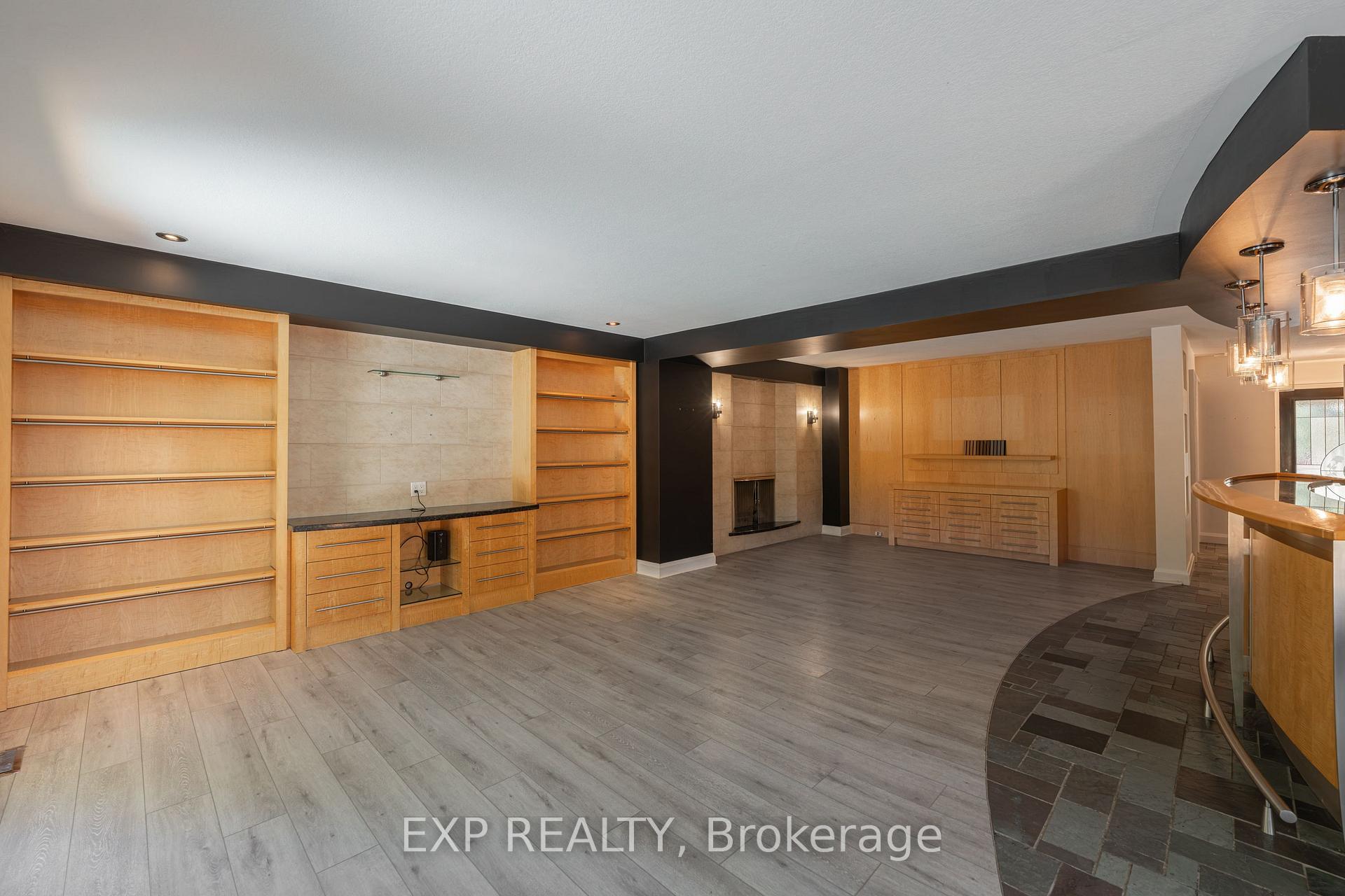 Photo 18 of 6559 Jupiter Boulevard, Niagara Falls, Stamford — HOMEH