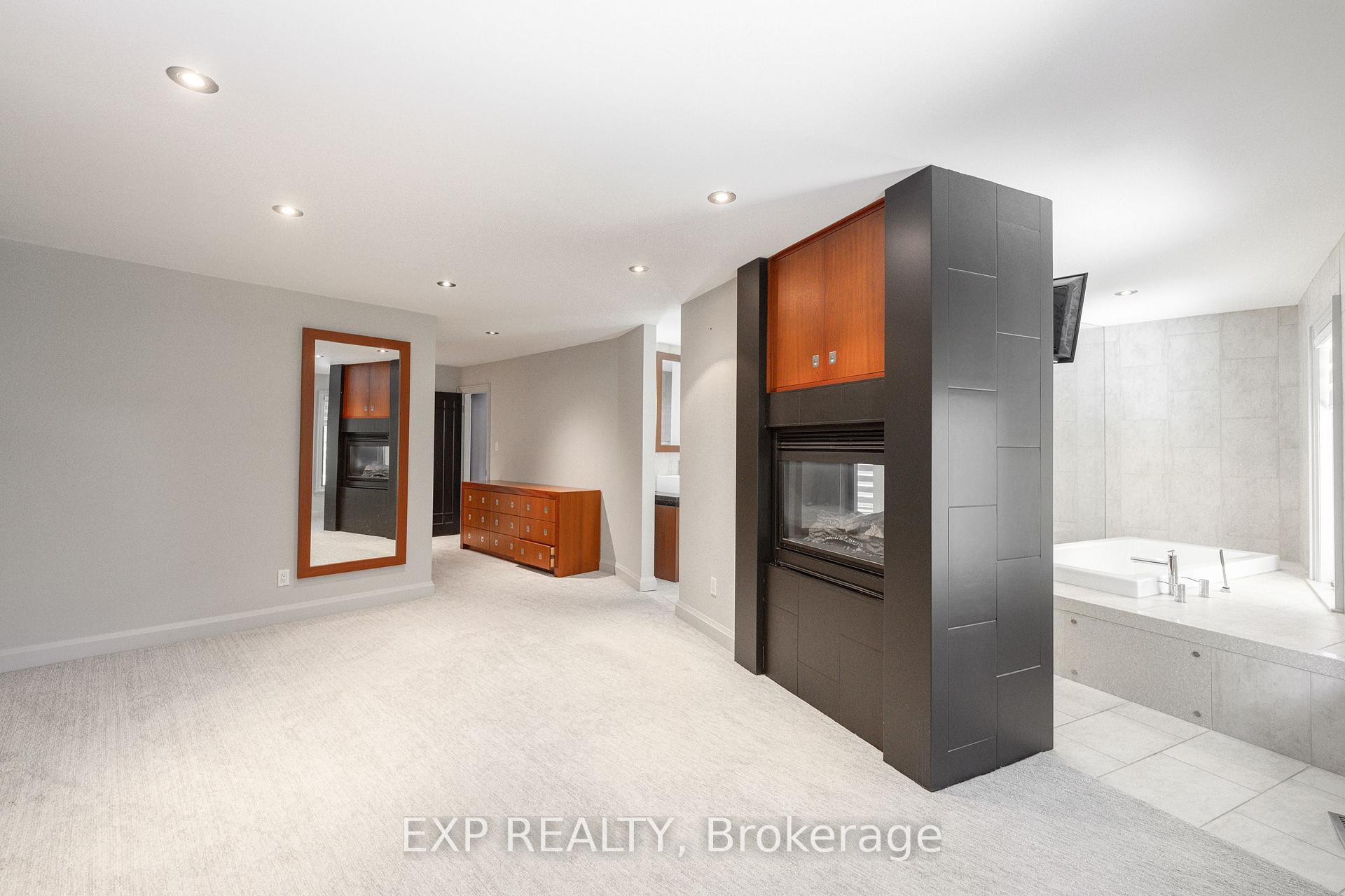 Photo 27 of 6559 Jupiter Boulevard, Niagara Falls, Stamford — HOMEH