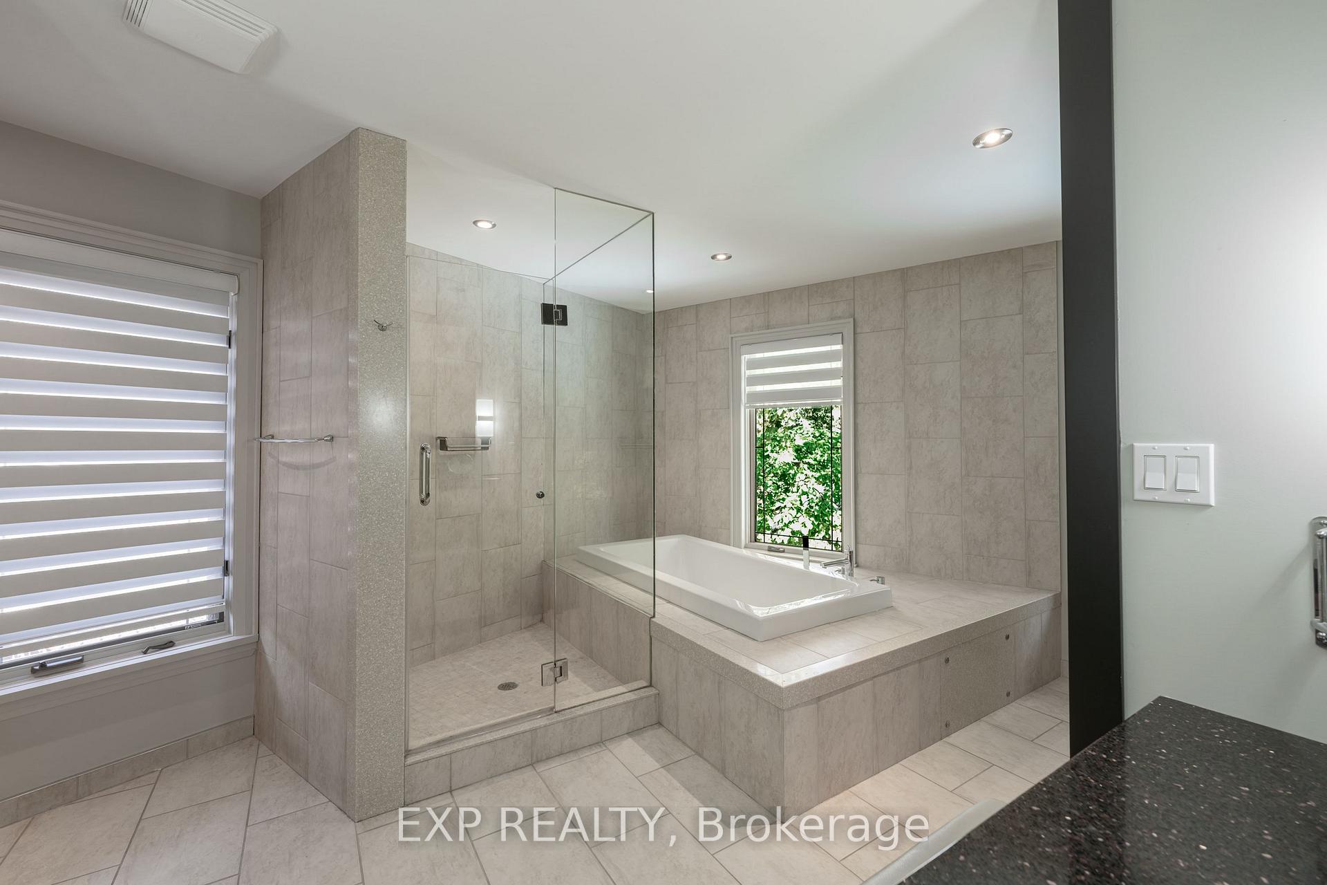 Photo 29 of 6559 Jupiter Boulevard, Niagara Falls, Stamford — HOMEH