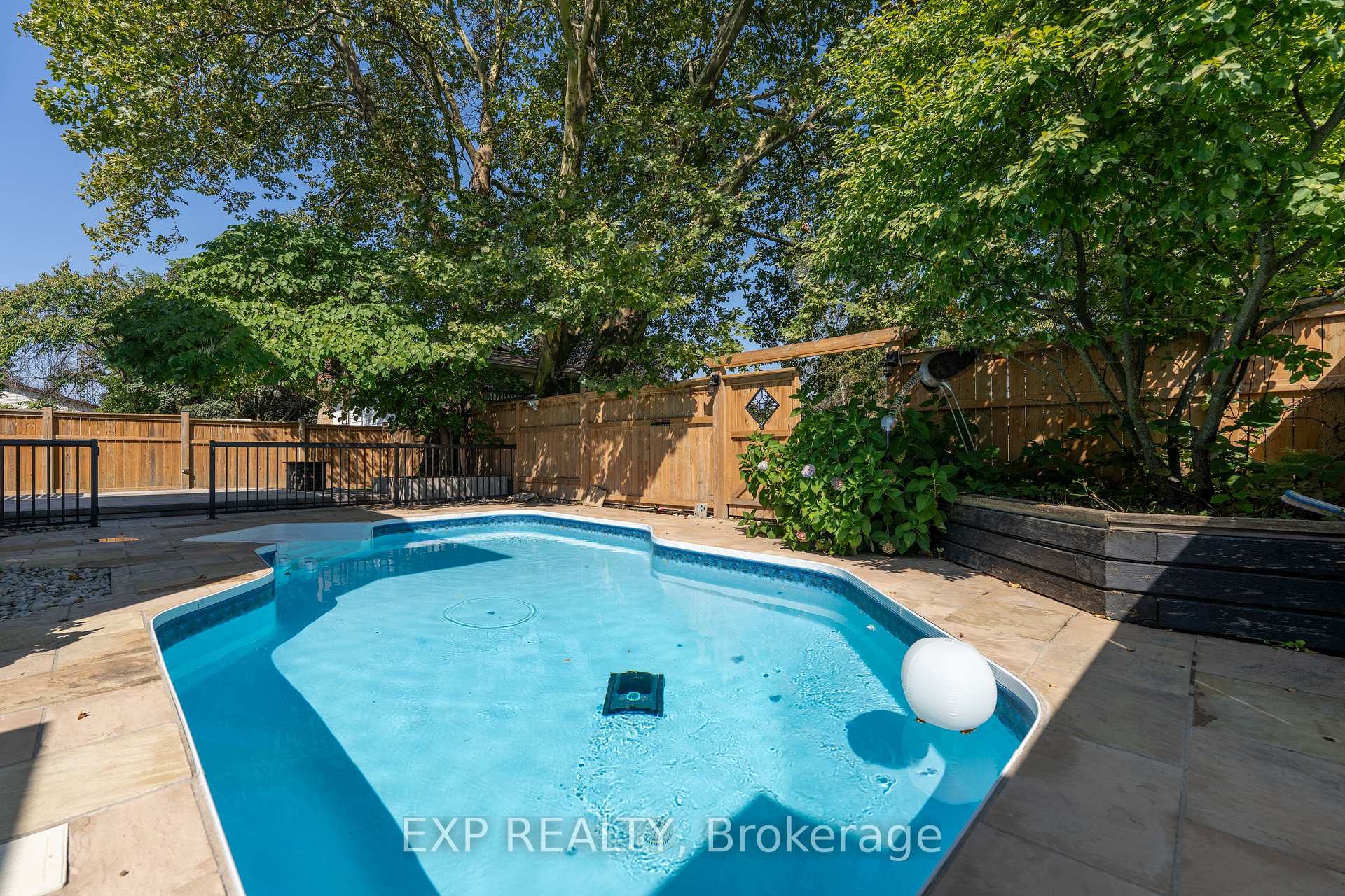 Photo 42 of 6559 Jupiter Boulevard, Niagara Falls, Stamford — HOMEH