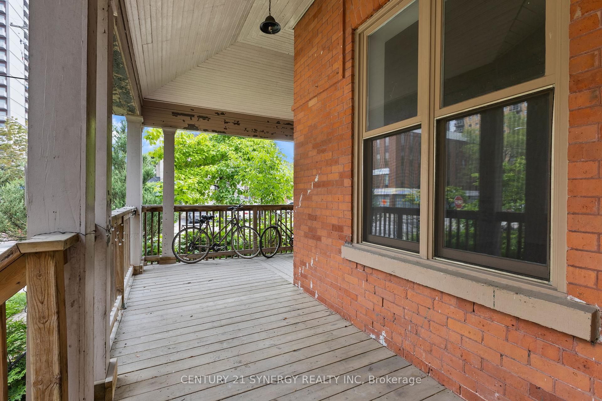 Photo 7 of Unit 6, 450 Maclaren Street, Ottawa, Ottawa Centre — HOMEH