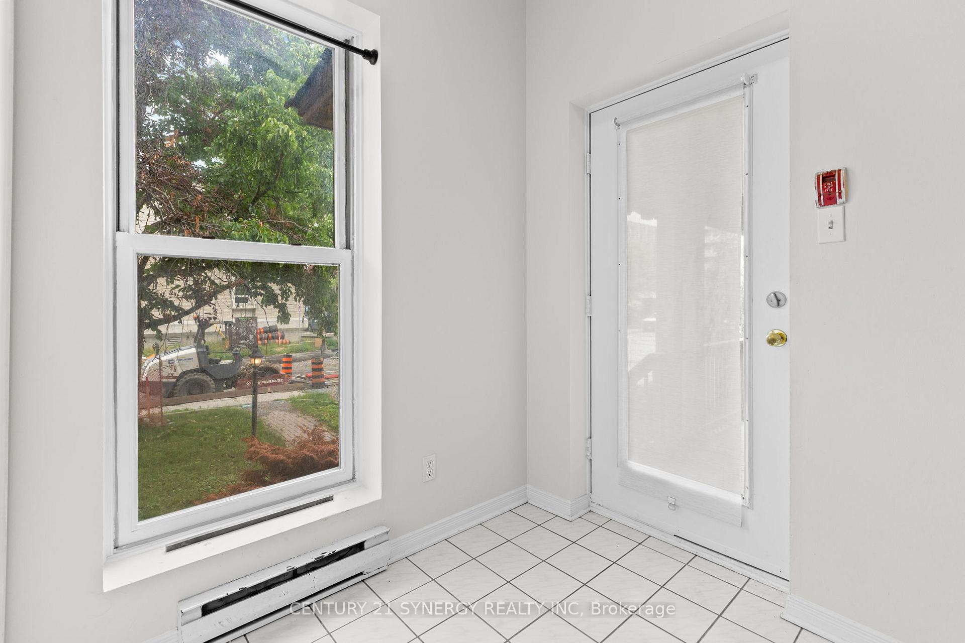 Photo 9 of Unit 6, 450 Maclaren Street, Ottawa, Ottawa Centre — HOMEH