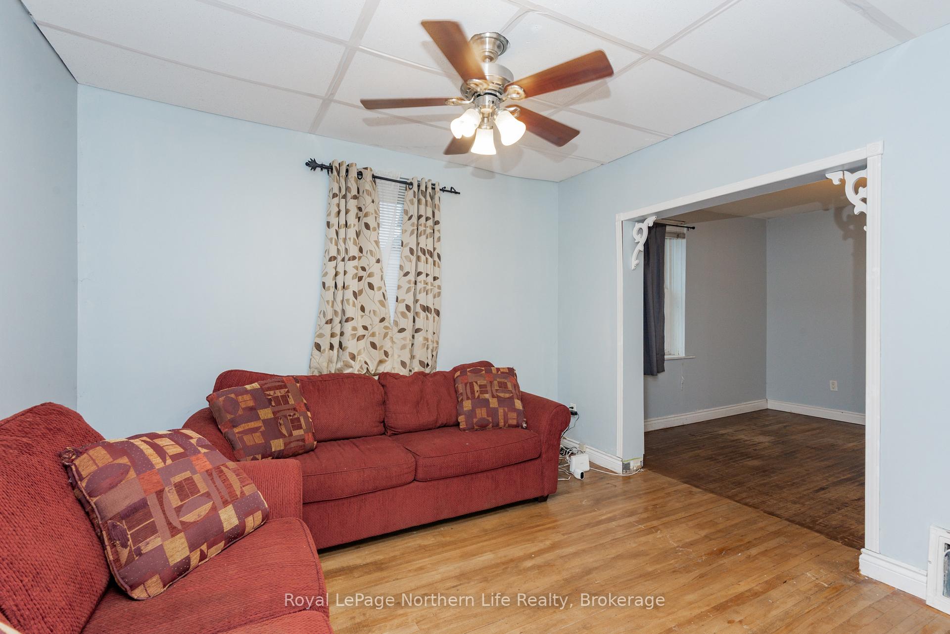 Photo 5 of 346 John Street, North Bay, Central — HOMEH