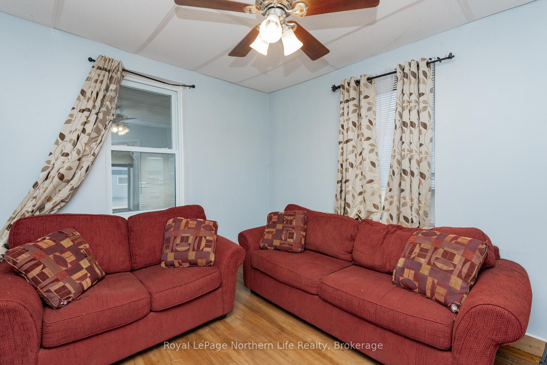 Photo 6 of 346 John Street, North Bay, Central — HOMEH