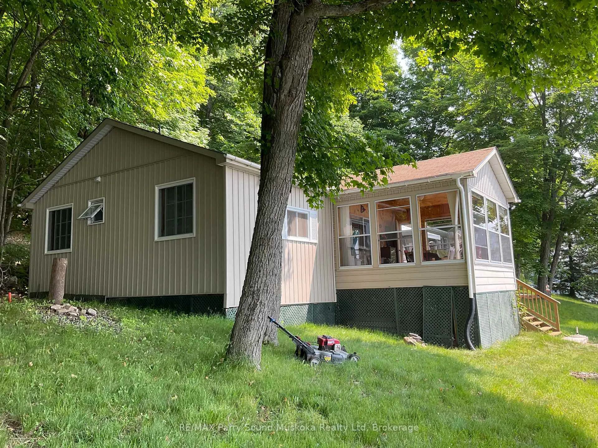Photo 22 of 185 Wilson, Parry Sound Remote Area, Wilson — HOMEH
