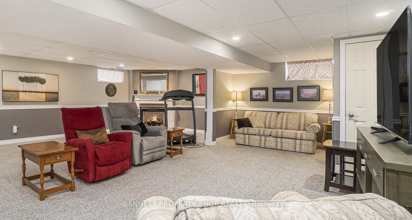 Photo 21 of 39 Front Street E, North Glengarry, Alexandria — HOMEH