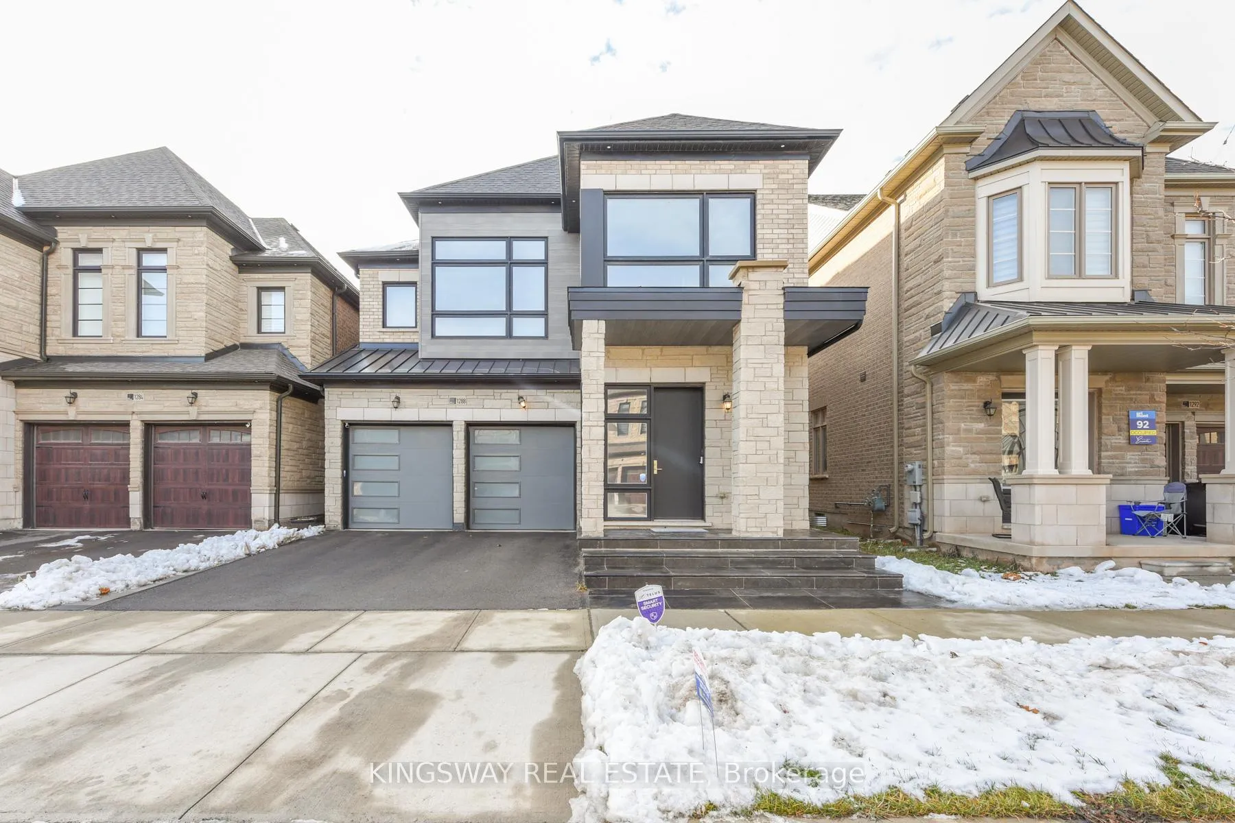 Front of 1288 Queens Plate Road