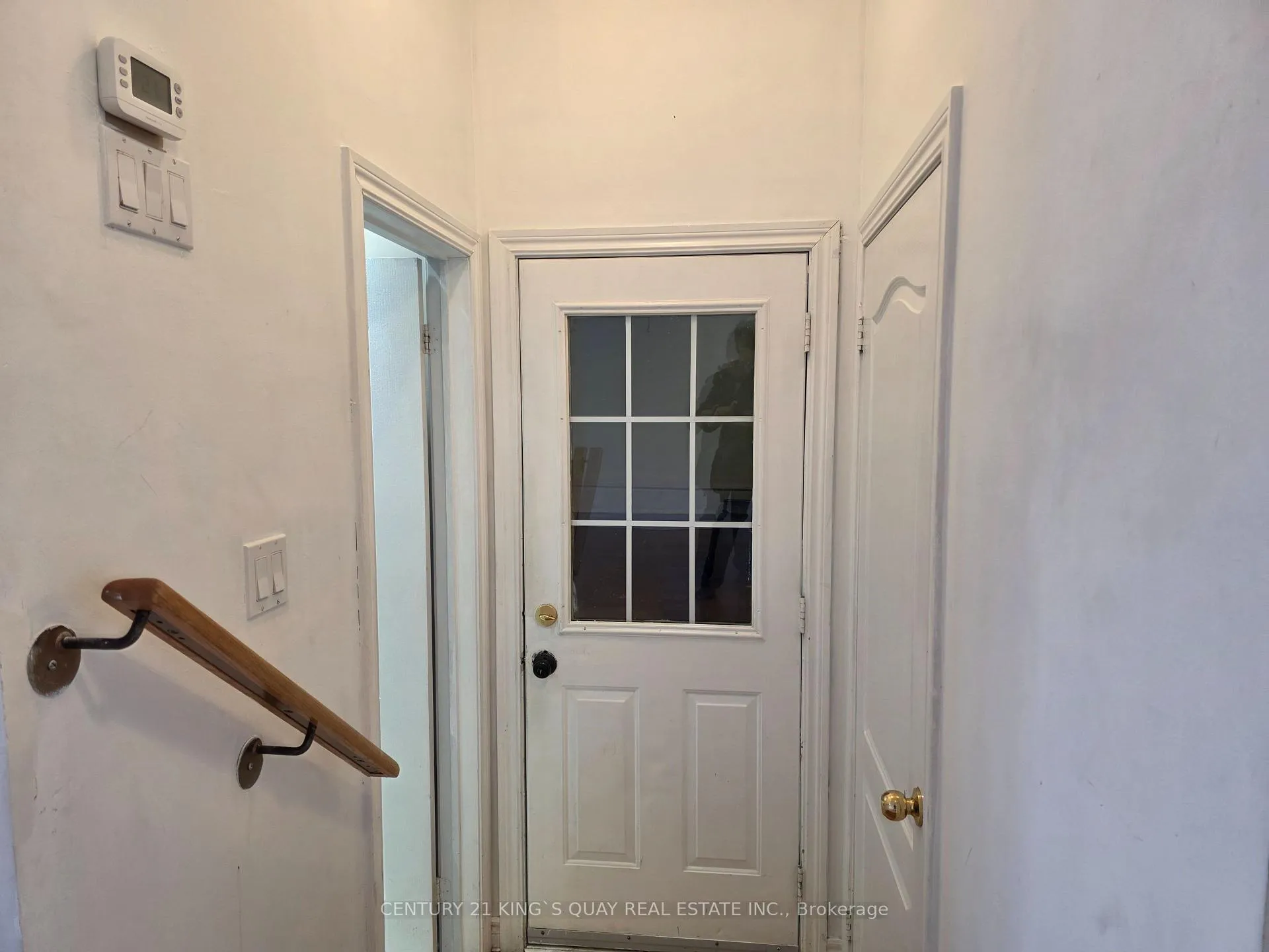 Photo 6 of 120 Flagstone Way, Newmarket, Woodland Hill — HOMEH